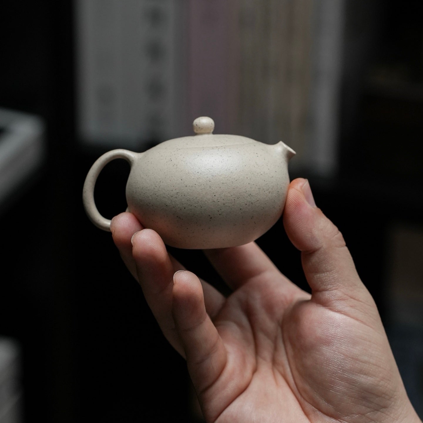 Bian Xi Shi 110cc - Yixing Handmade Teapot 江苏宜兴