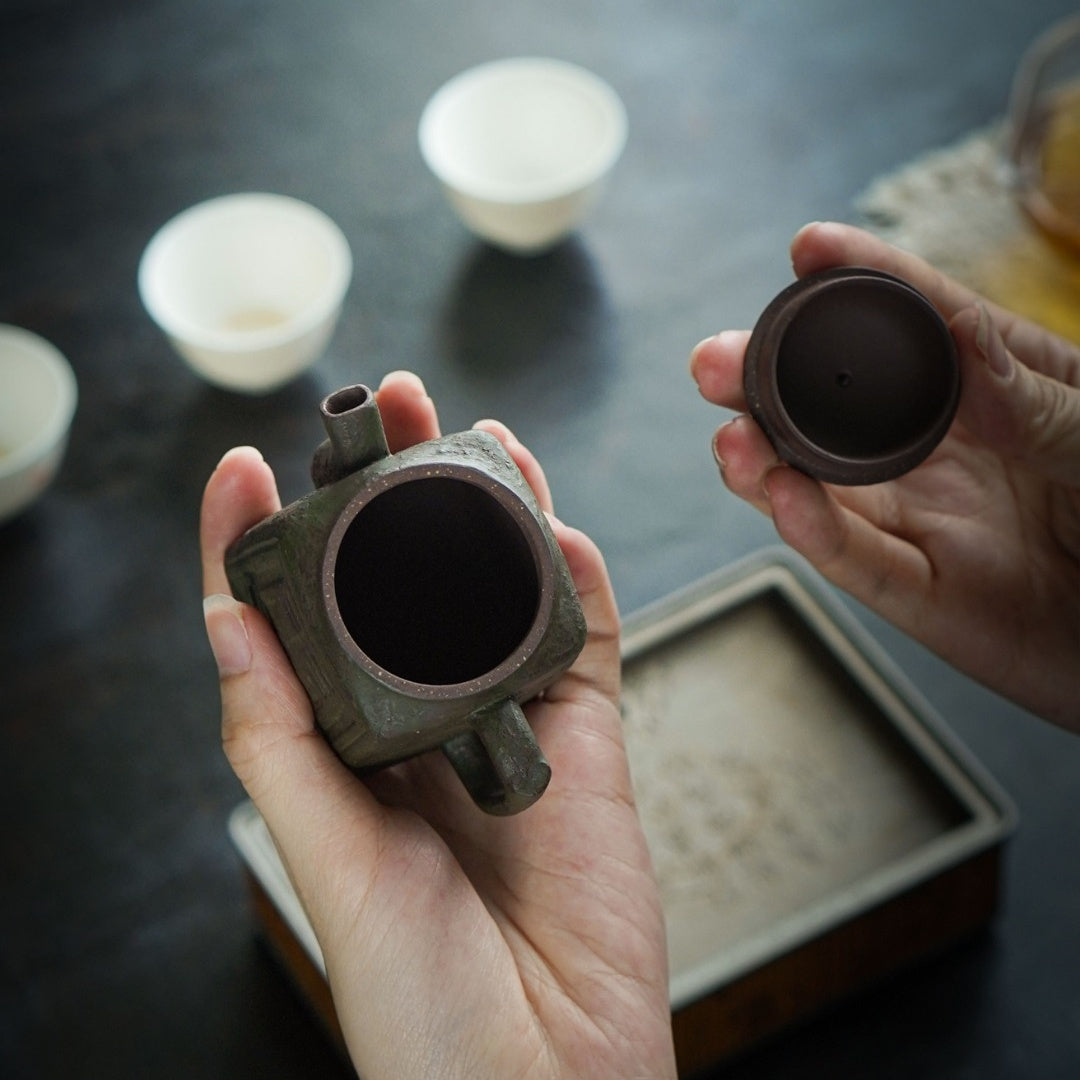 Kai Yuan Sheng Ding 130cc - Yixing Handmade Teapot 江苏宜兴