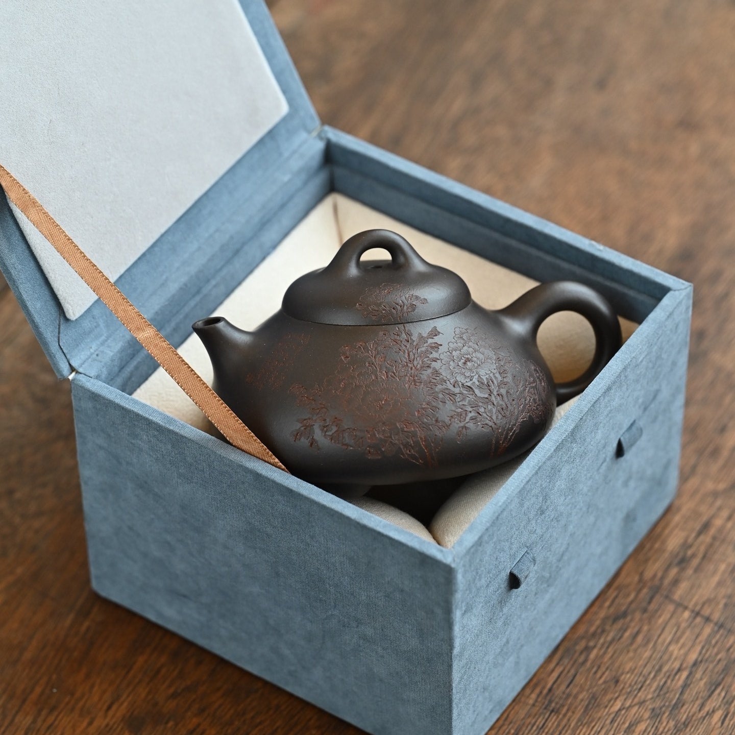 Yao Piao 280cc - Yixing Handmade Teapot 江苏宜兴