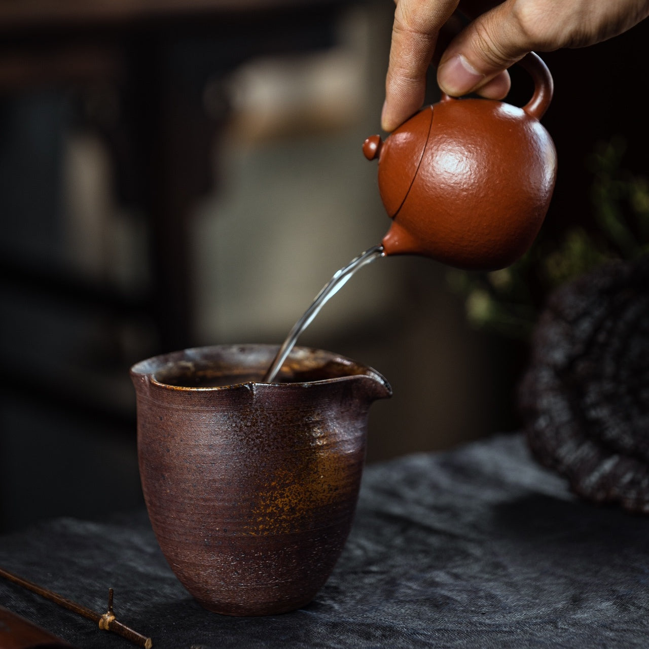 Long Dan 80cc - Yixing Handmade Teapot 江苏宜兴