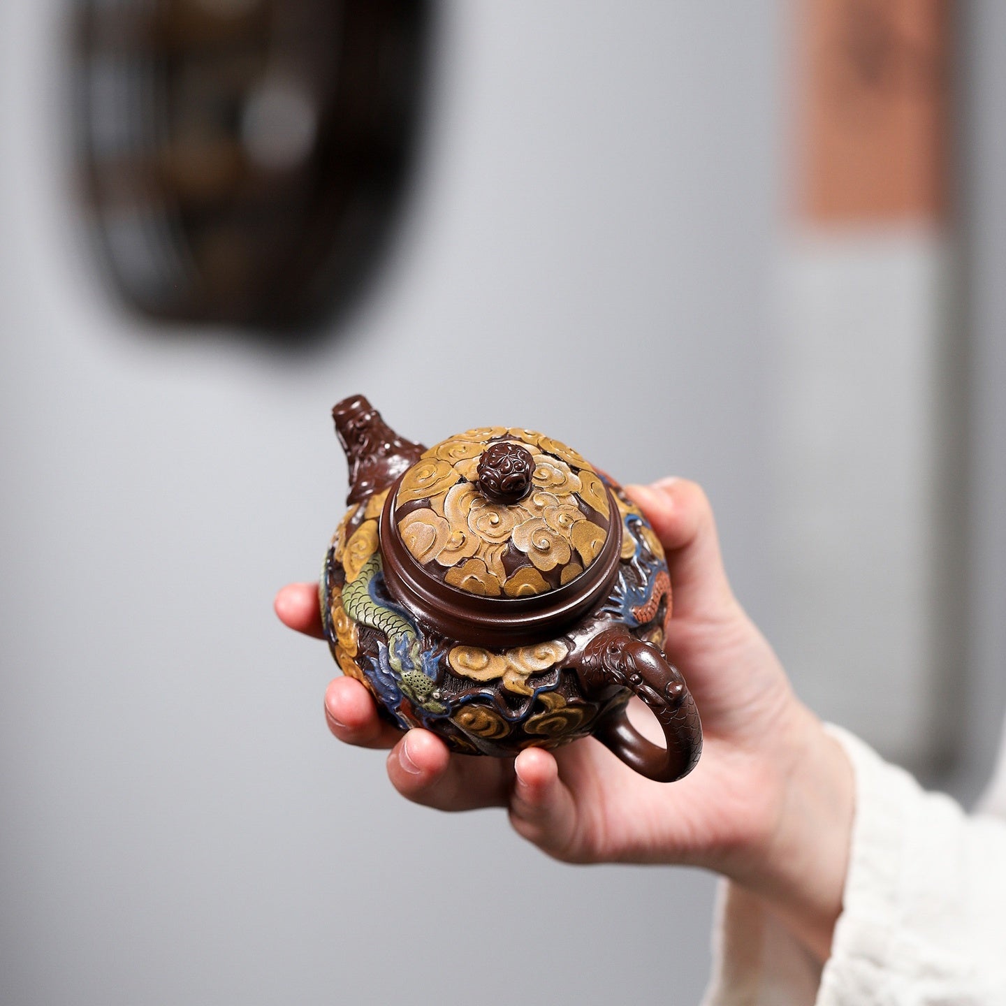 Rong Tian 170cc - Yixing Handmade Teapot 江苏宜兴
