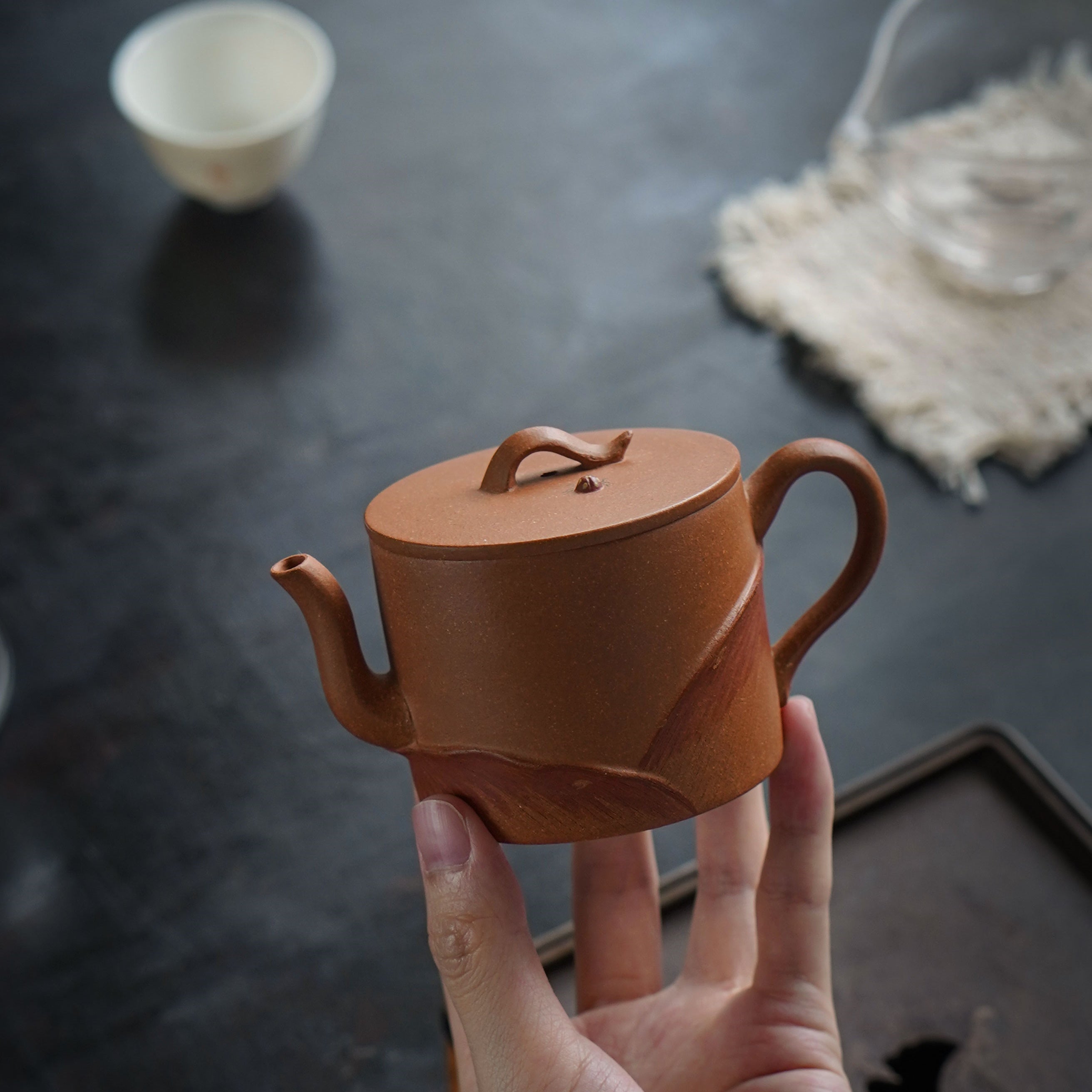 He Qu 150cc - Yixing Handmade Teapot 江苏宜兴