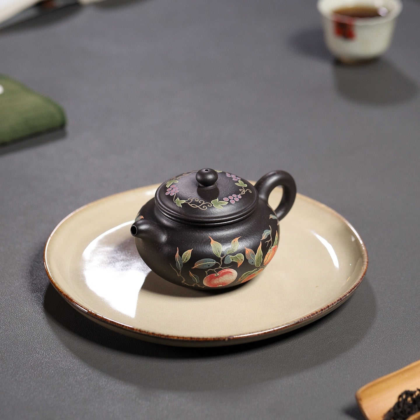 Fang Gu 190cc - Yixing Handmade Teapot 江苏宜兴