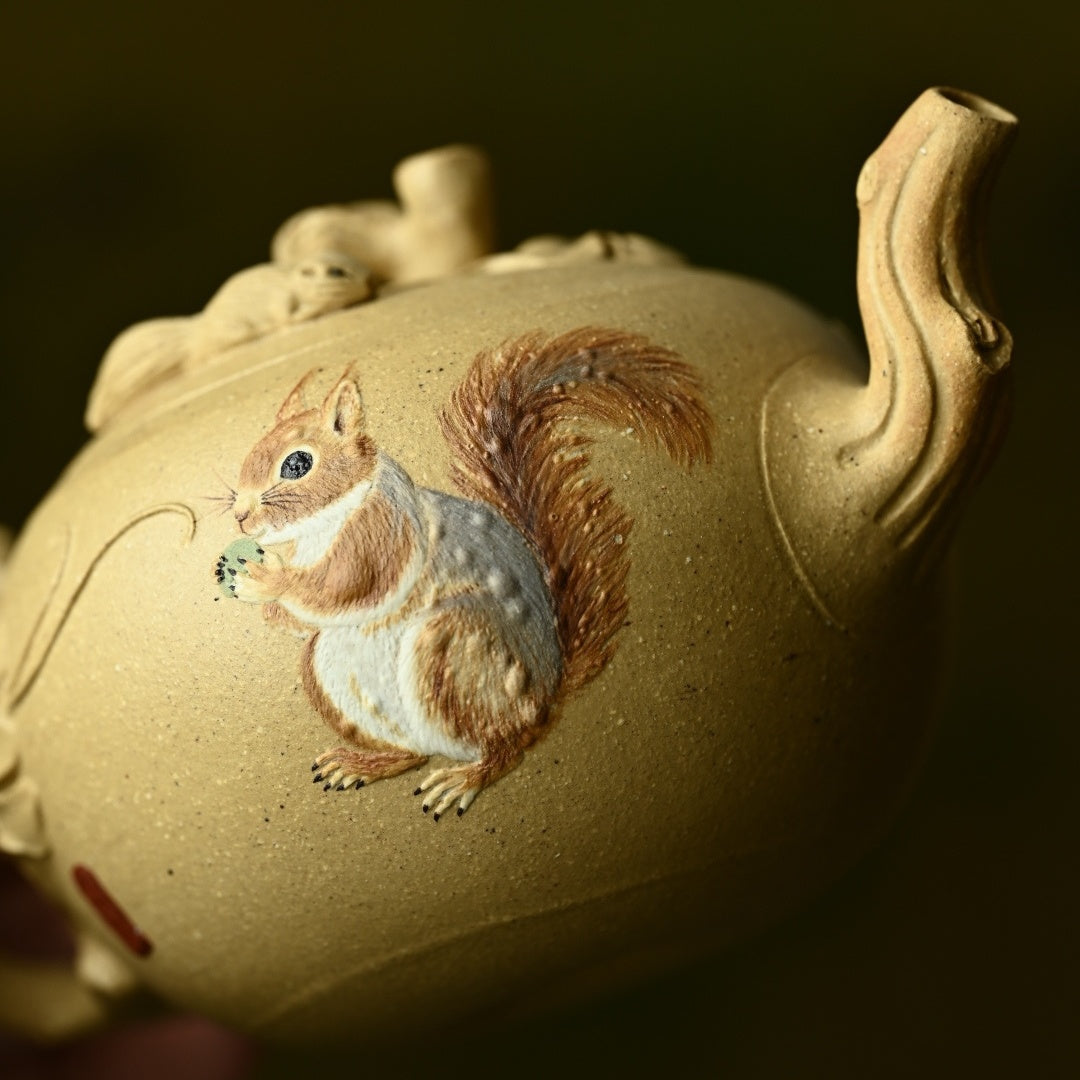Song Shu Pu Tao 150cc - Yixing Handmade Teapot 江苏宜兴