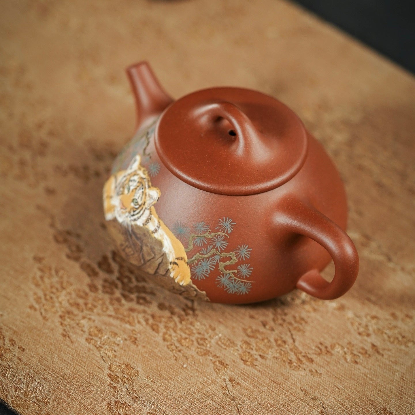 Ping Gai Shi Piao 180cc - Yixing Handmade Teapot 江苏宜兴