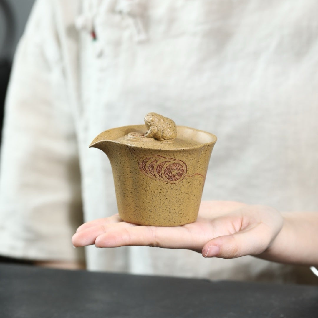 Jin Chan 180cc - Yixing Handmade Teapot 江苏宜兴
