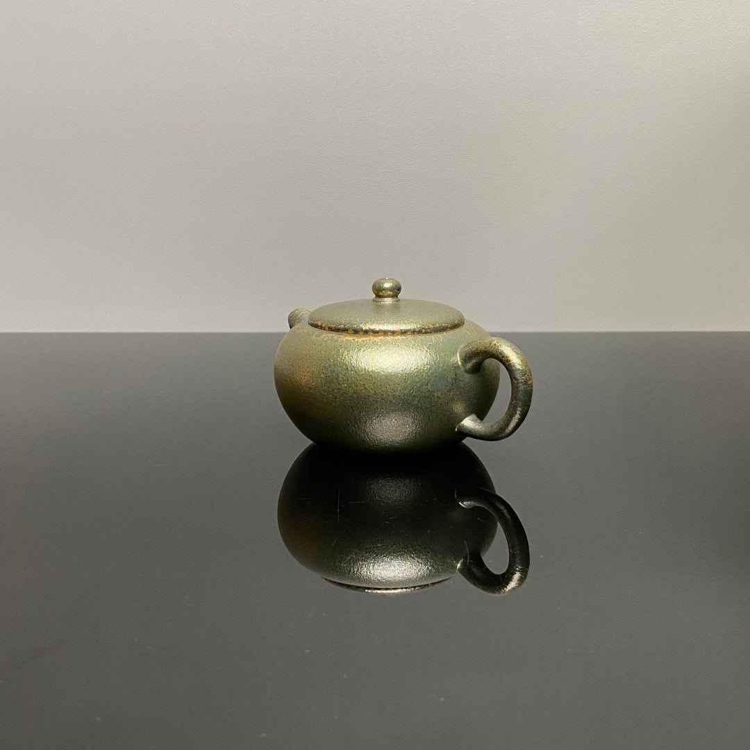 Ju Lun 160cc - Yixing Handmade Teapot 江苏宜兴