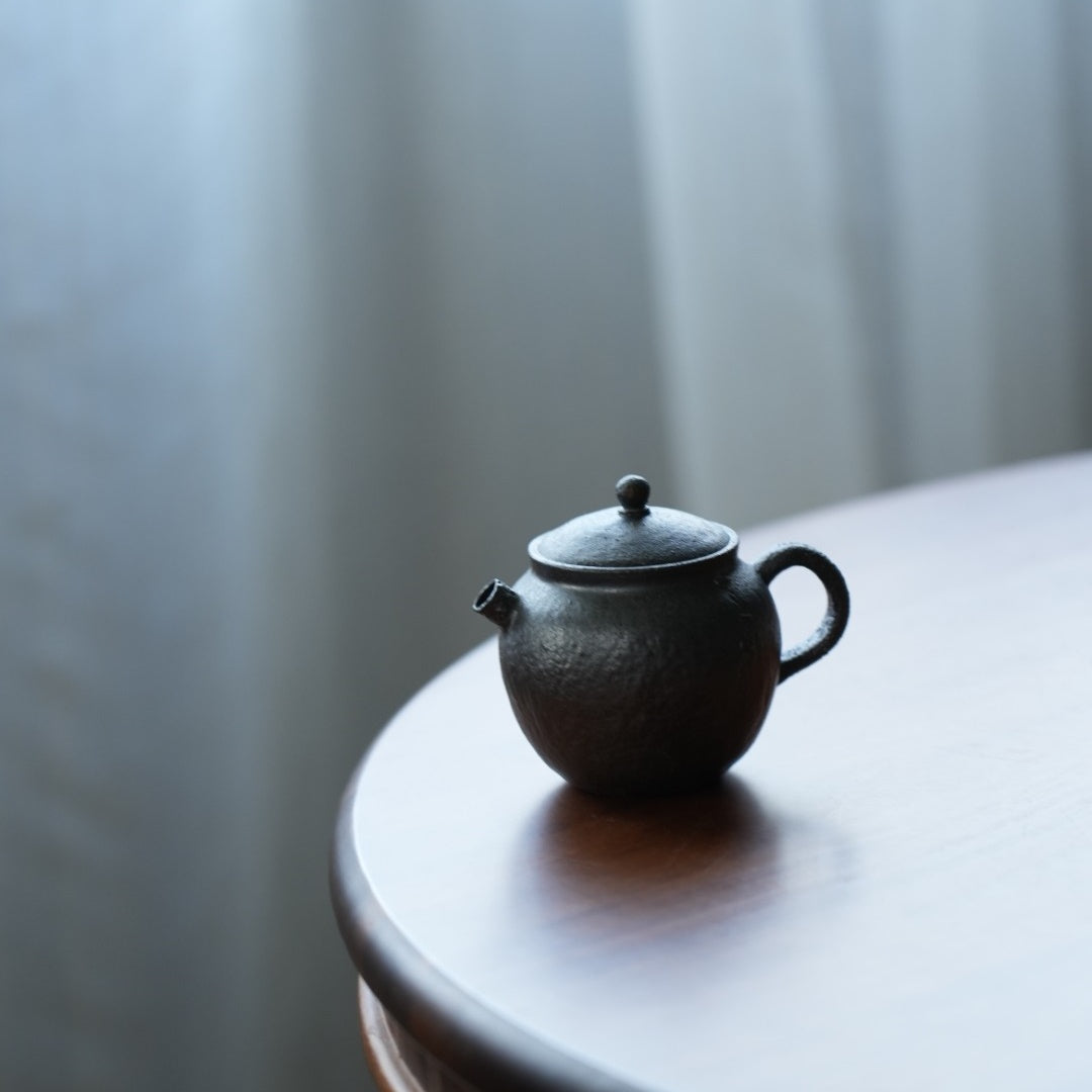 Shou Zhu Hu 150cc - Yixing Handmade Teapot 江苏宜兴