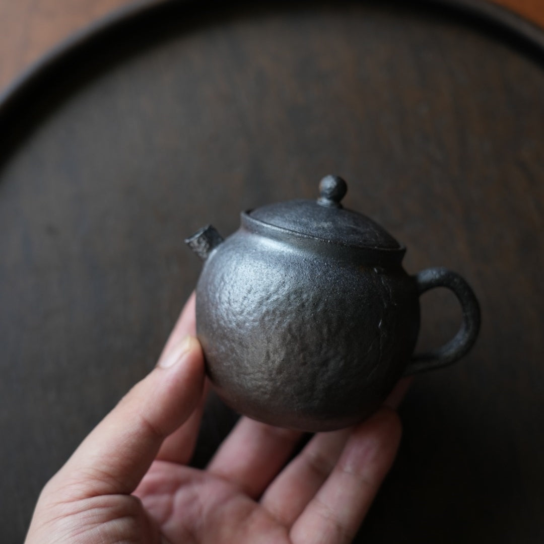 Shou Zhu Hu 150cc - Yixing Handmade Teapot 江苏宜兴