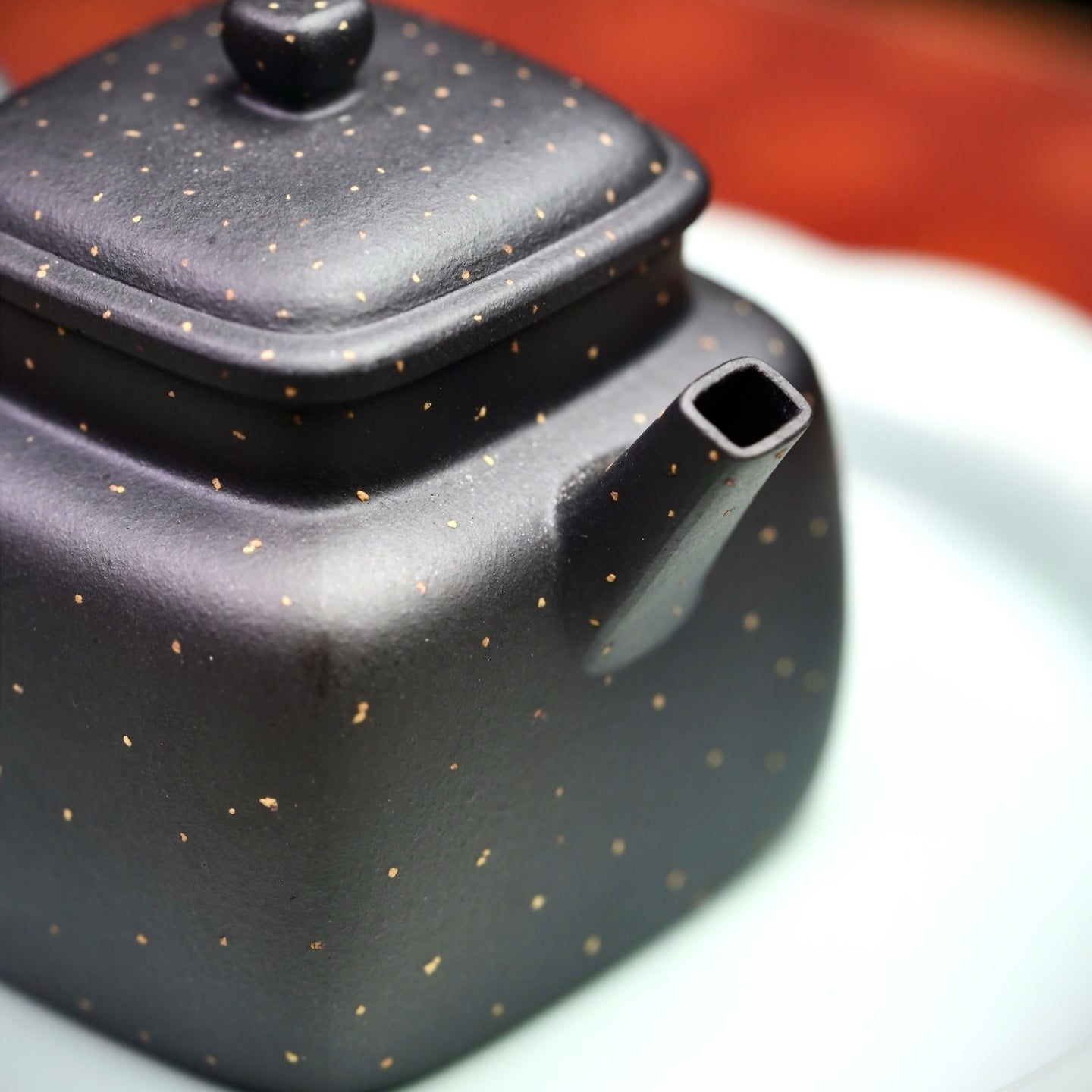 Si Fang Yan Xin 180cc - Yixing Handmade Teapot 江苏宜兴