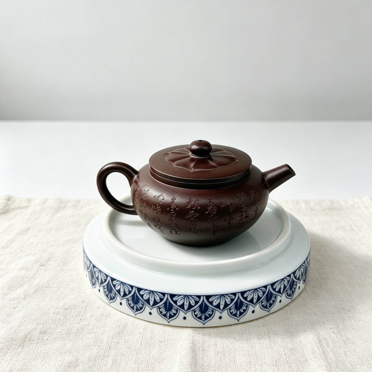 Gu Yun Lian Hua 200cc - Yixing Handmade Teapot 江苏宜兴