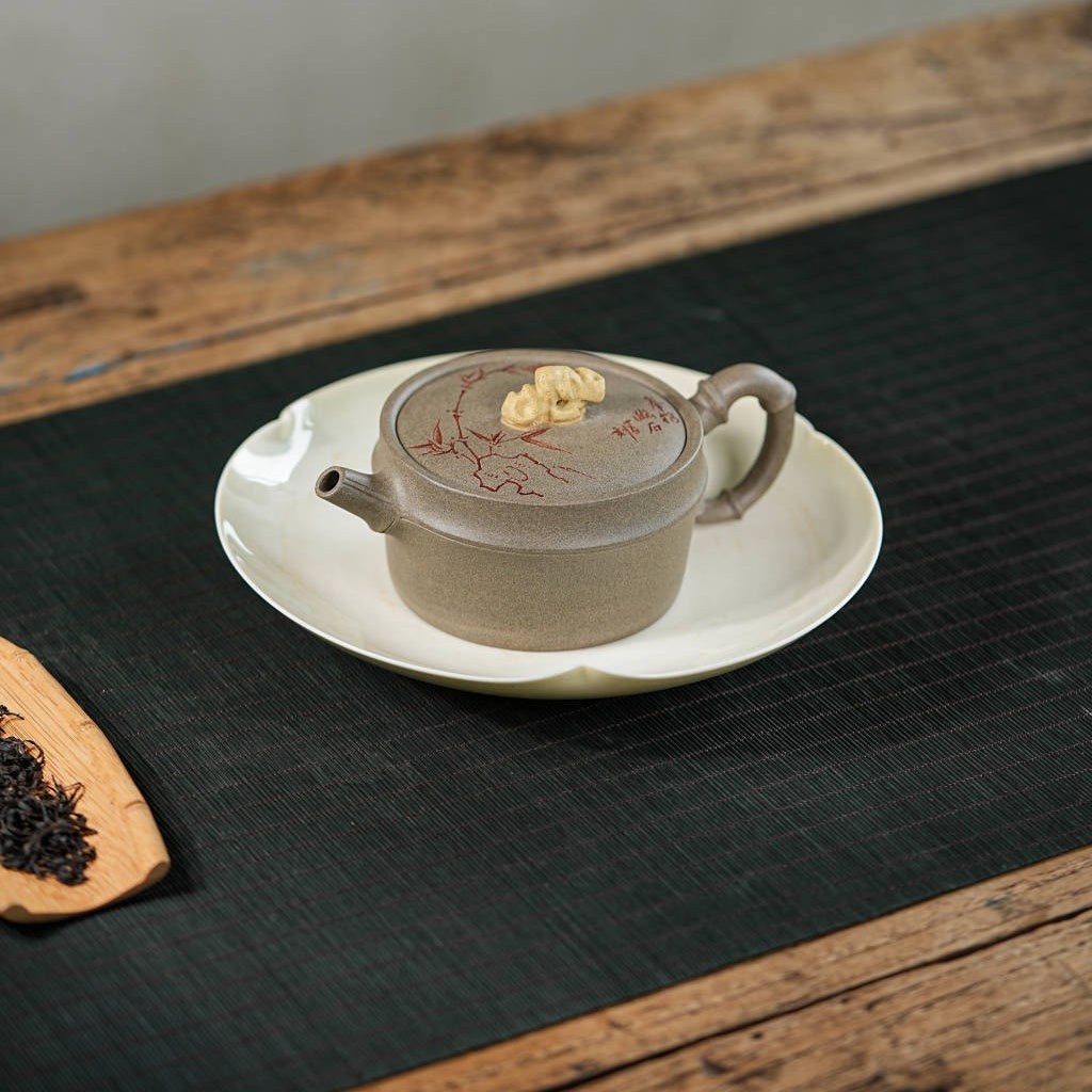 You Shi 140cc - Yixing Handmade Teapot 江苏宜兴