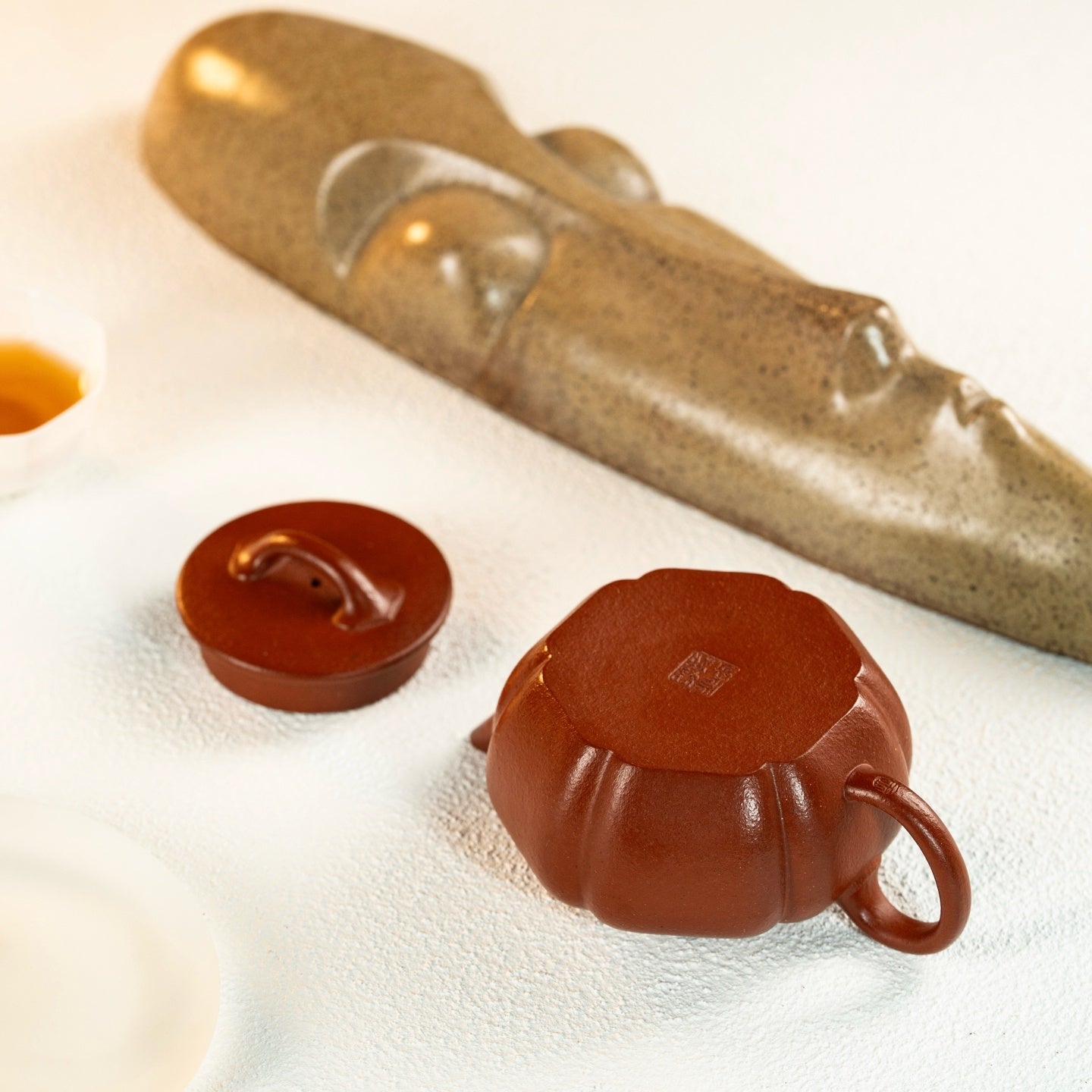Fang Hua Ning Xiang 145cc - Yixing Handmade Teapot 江苏宜兴