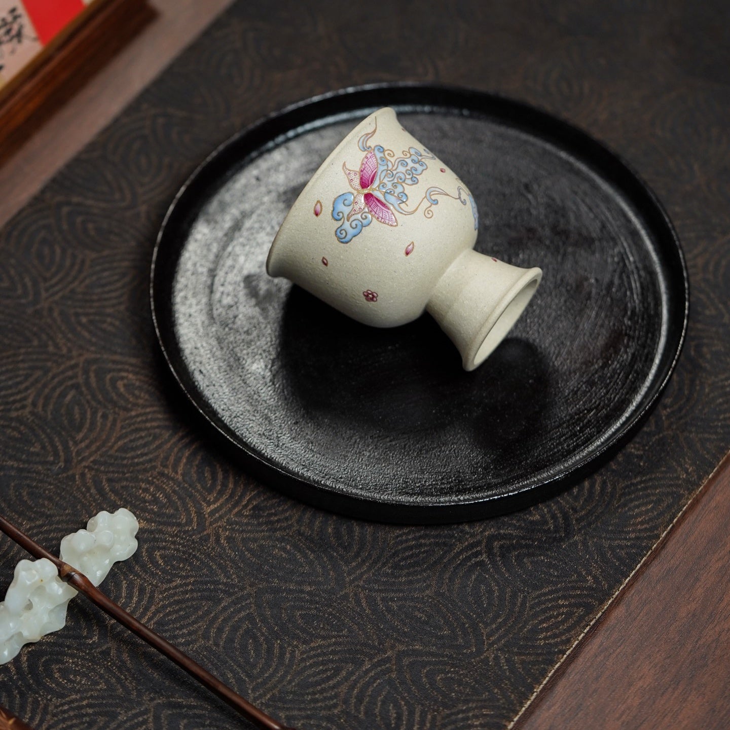 Die Lian Hua 90cc - Yixing Handmade Teacup 江苏宜兴