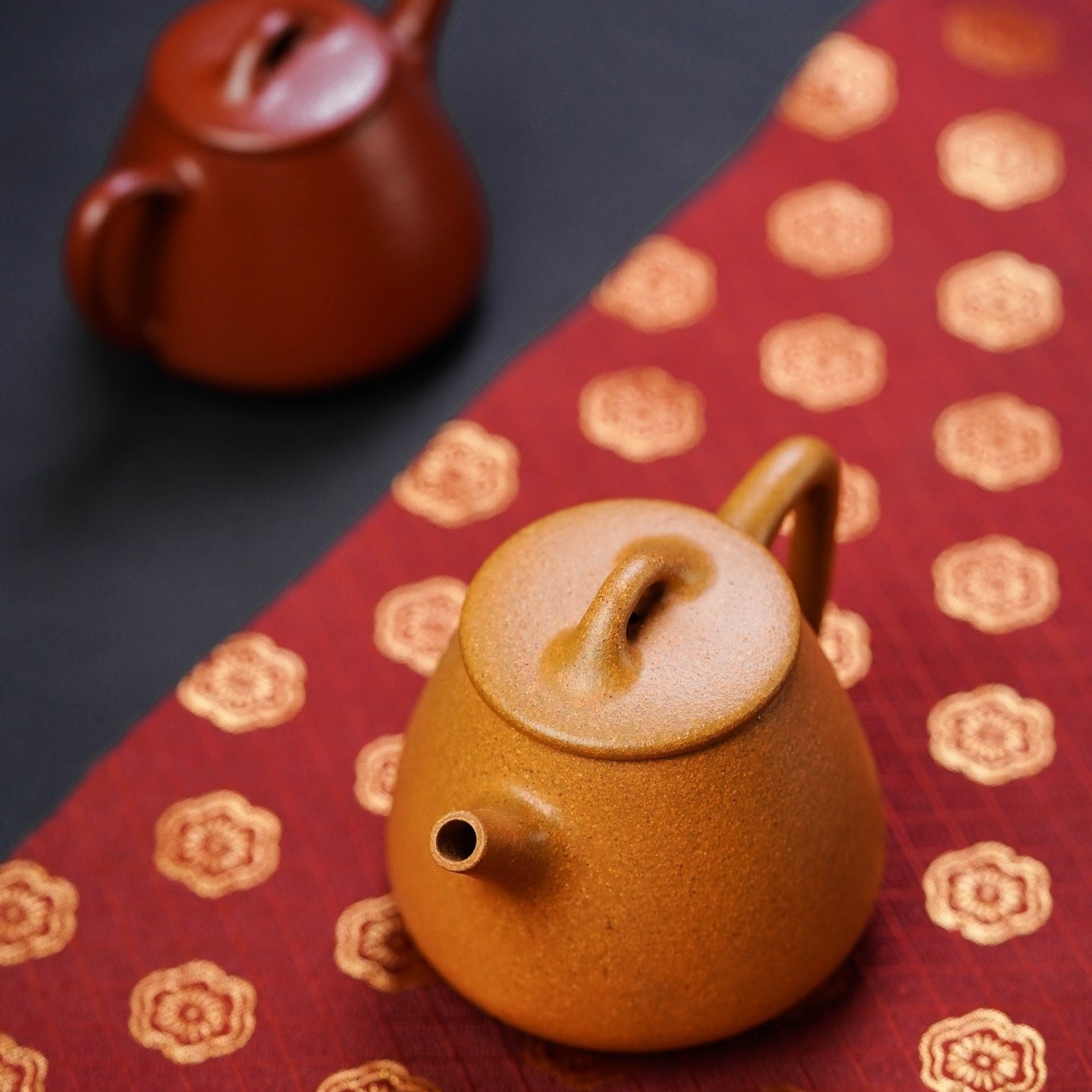 Gao Shi Piao 100/170cc - Yixing Handmade Teapot 江苏宜兴