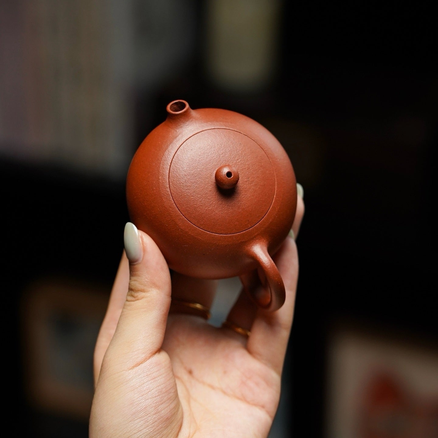 Bian Xi Shi 100cc - Yixing Handmade Teapot 江苏宜兴