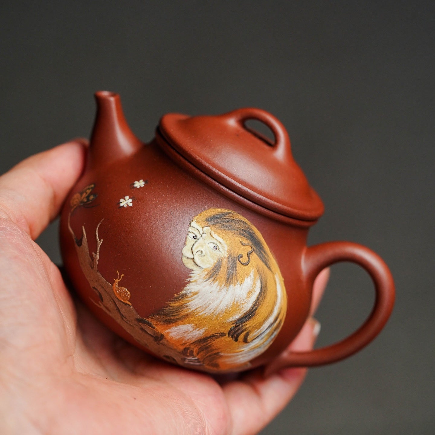 Ling Zhu 130cc - Yixing Handmade Teapot 江苏宜兴