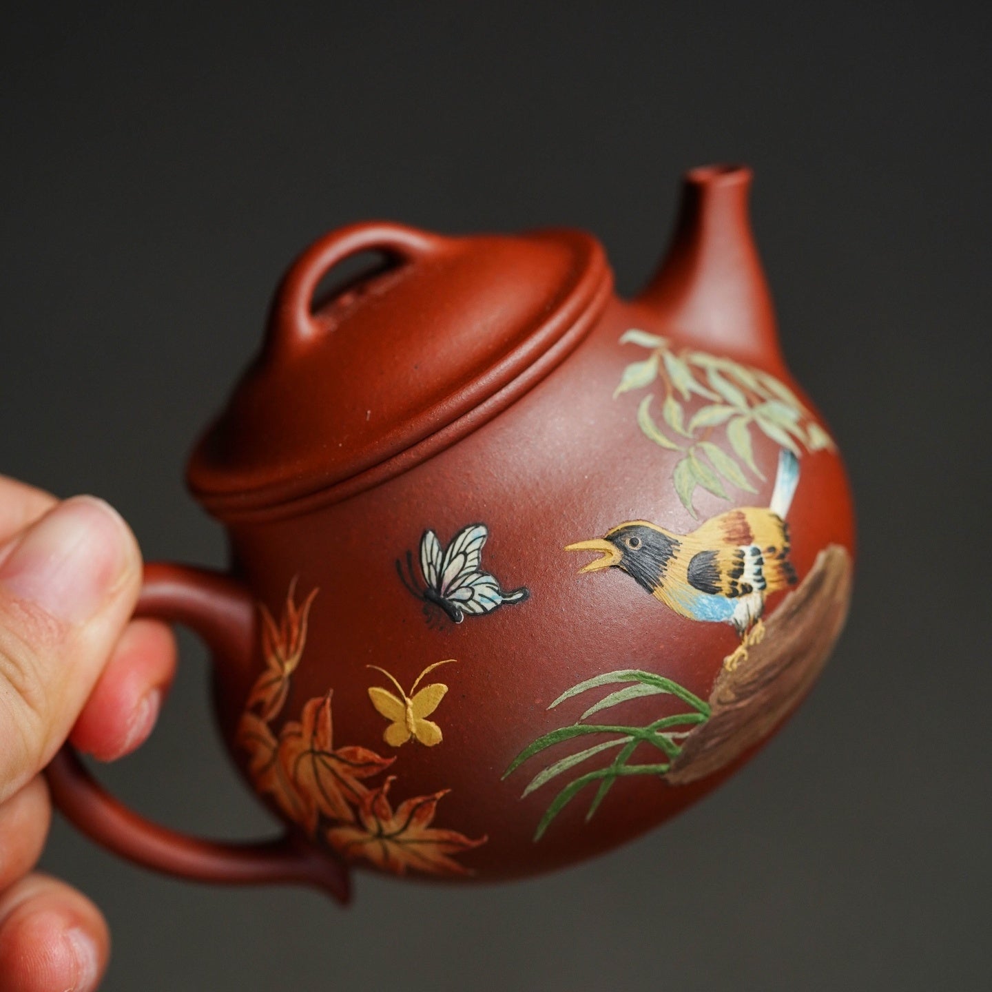 Ling Zhu 130cc - Yixing Handmade Teapot 江苏宜兴