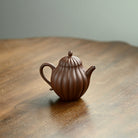 Jin Wen Qiu Shui 160cc - Yixing Handmade Teapot 江苏宜兴