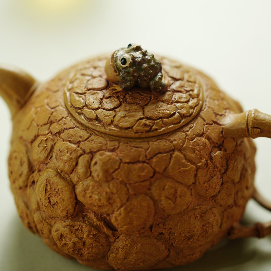 Chan Zhu Tong Chun 160cc - Yixing Handmade Teapot 江苏宜兴
