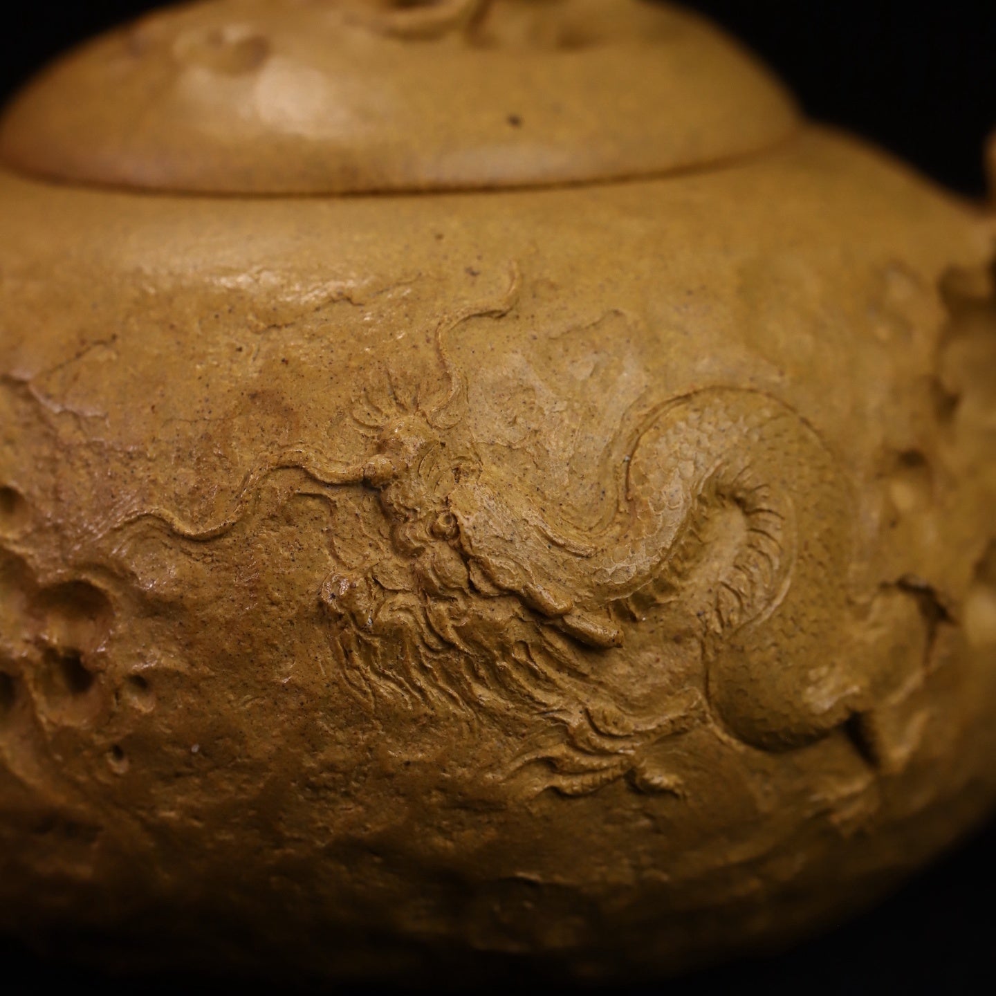 Yin Long Gong Chun 135cc - Yixing Handmade Teapot 江苏宜兴