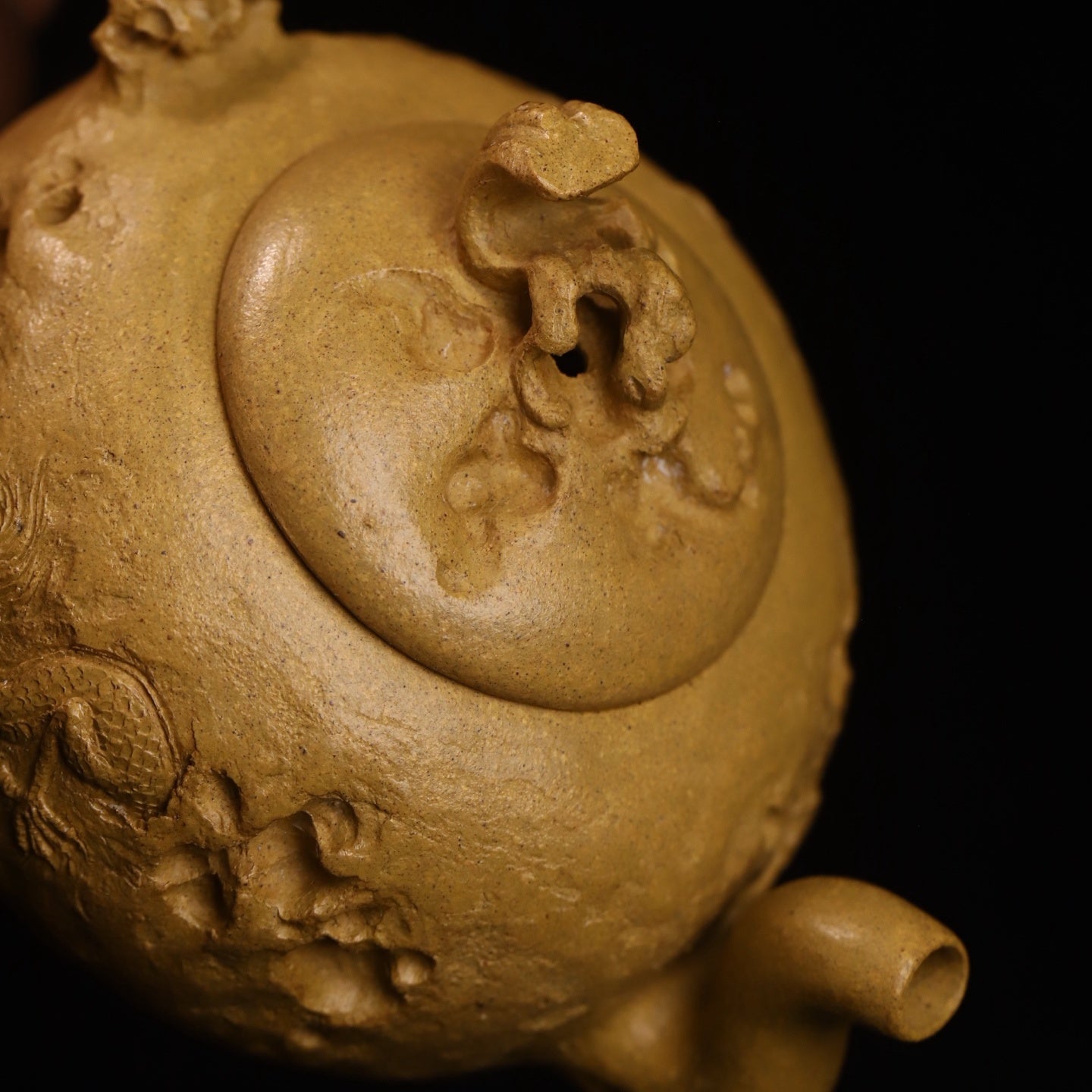 Yin Long Gong Chun 135cc - Yixing Handmade Teapot 江苏宜兴