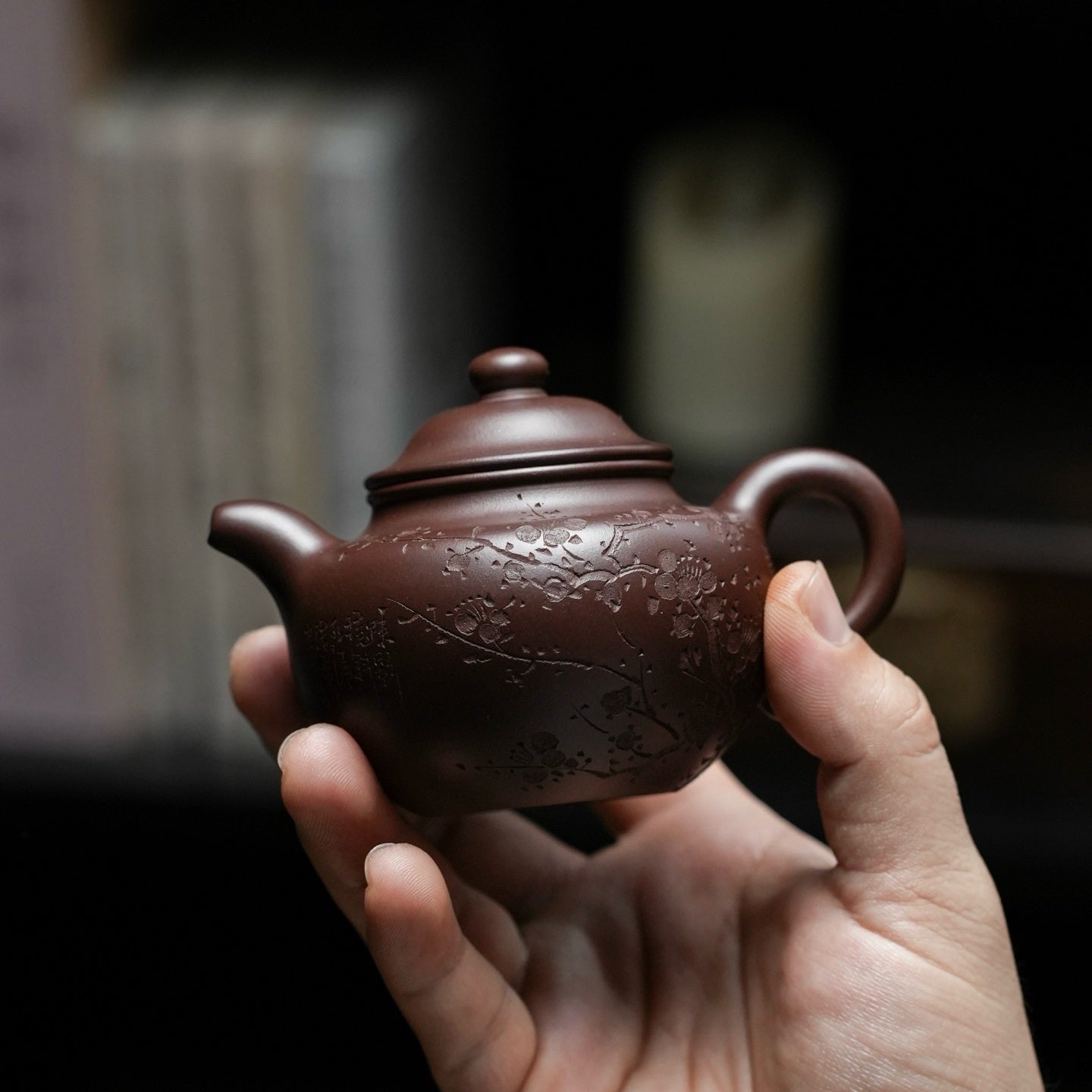 Lian Zi 150cc - Yixing Handmade Teapot 江苏宜兴