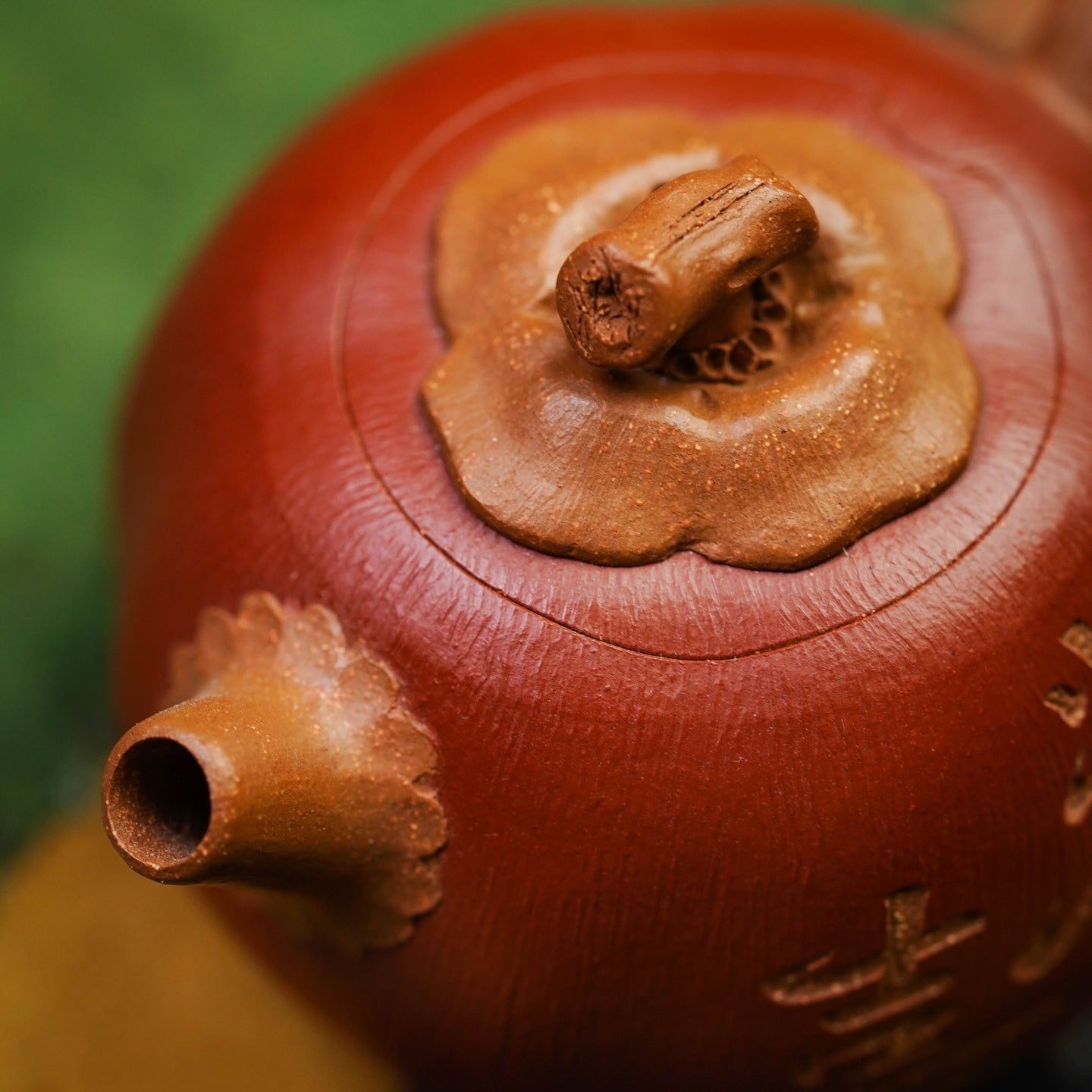 Shi Shi Huan Xi 150cc - Yixing Handmade Teapot 江苏宜兴