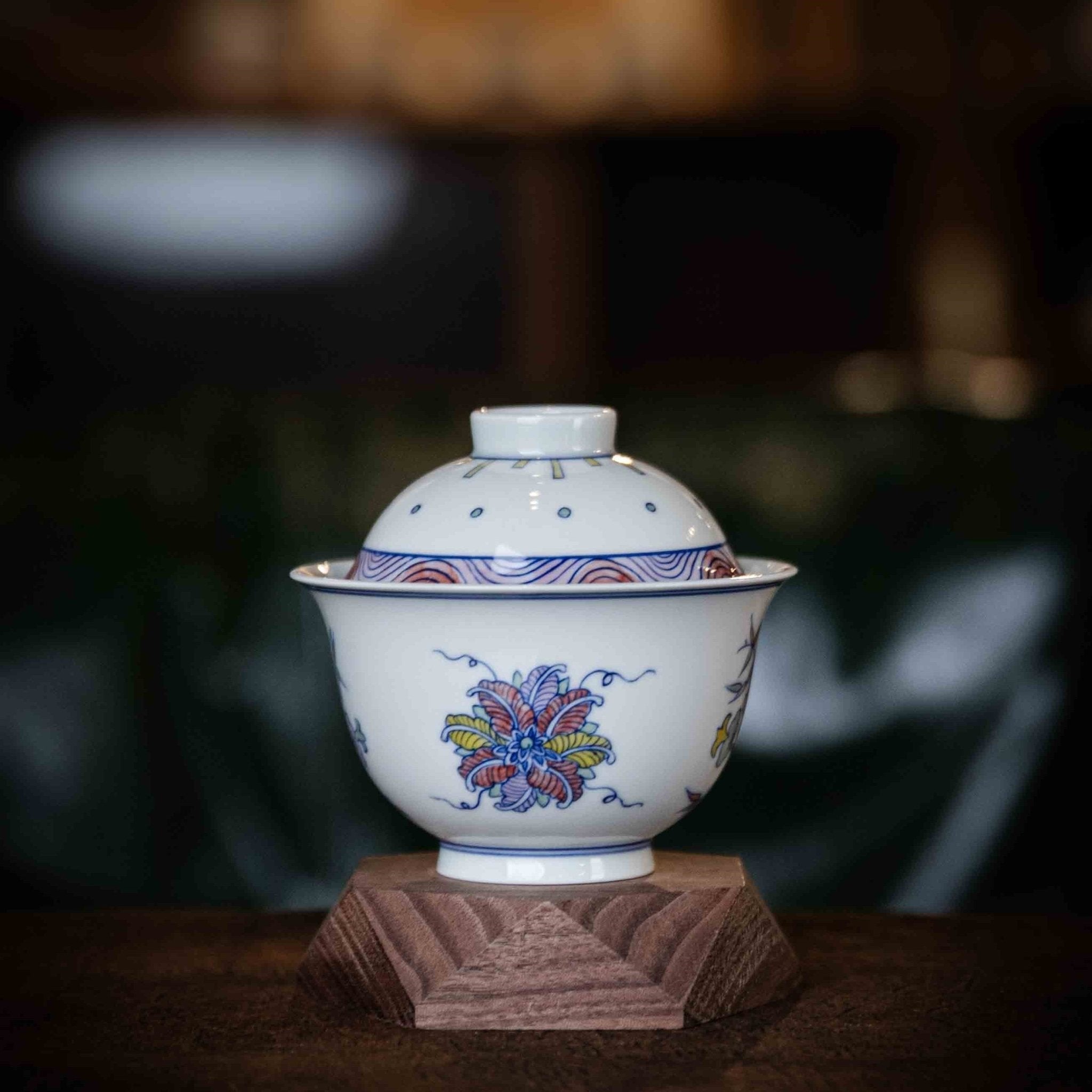 Wu Cai Hua Hui 110cc - Jing De Zhen Porcelain Gaiwan - zycs_China