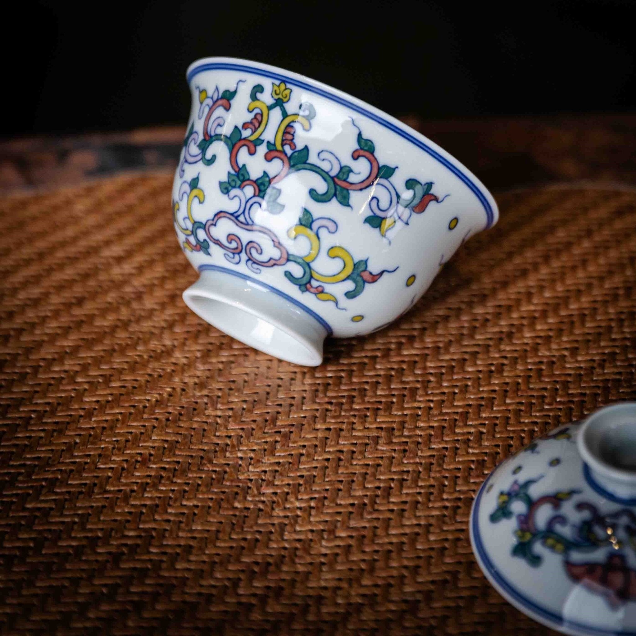 Wu Cai Ru Yi 75cc - Jing De Zhen Porcelain Gaiwan - zycs_China
