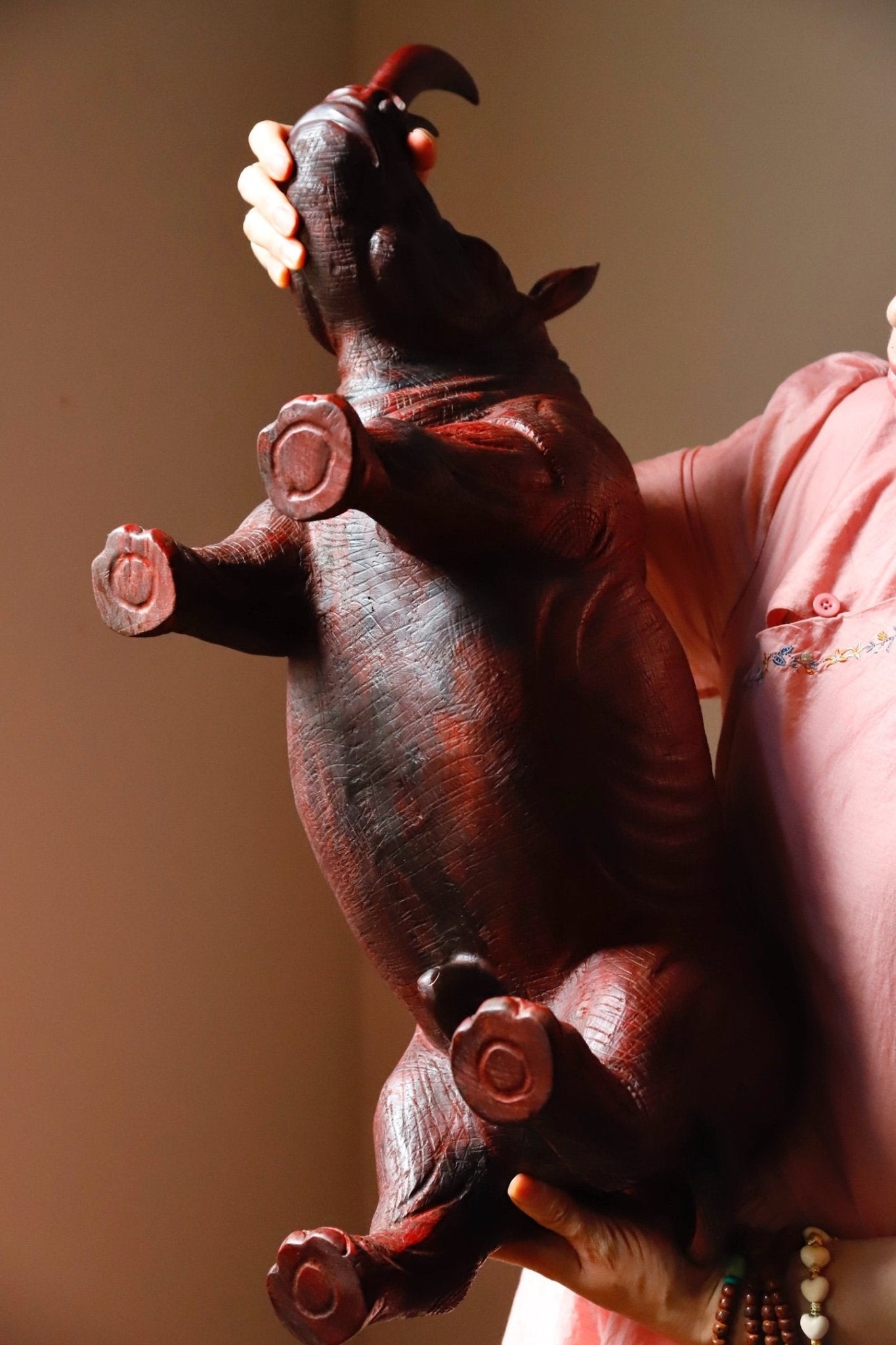 Xi Niu - Wood Sculpture - zycs_China