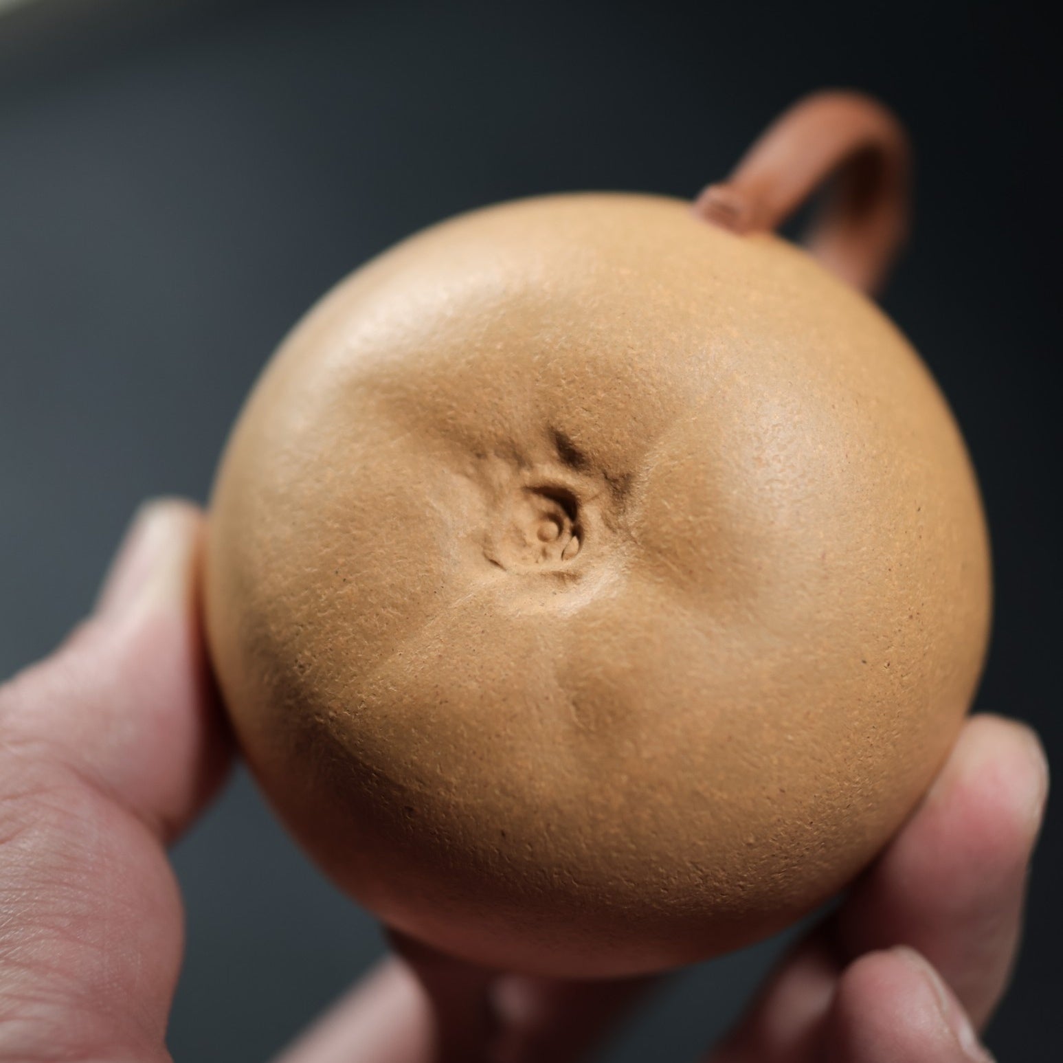 Xiang Li 160cc - Yixing Handmade Teapot 江苏宜兴