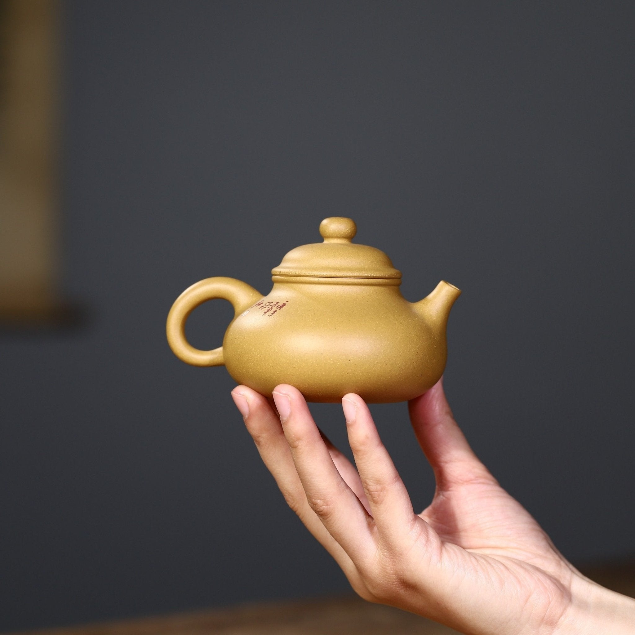 Xiang Lian yi Qing Tao Zu 170cc - Yixing Handmade Teapot - zycs_China