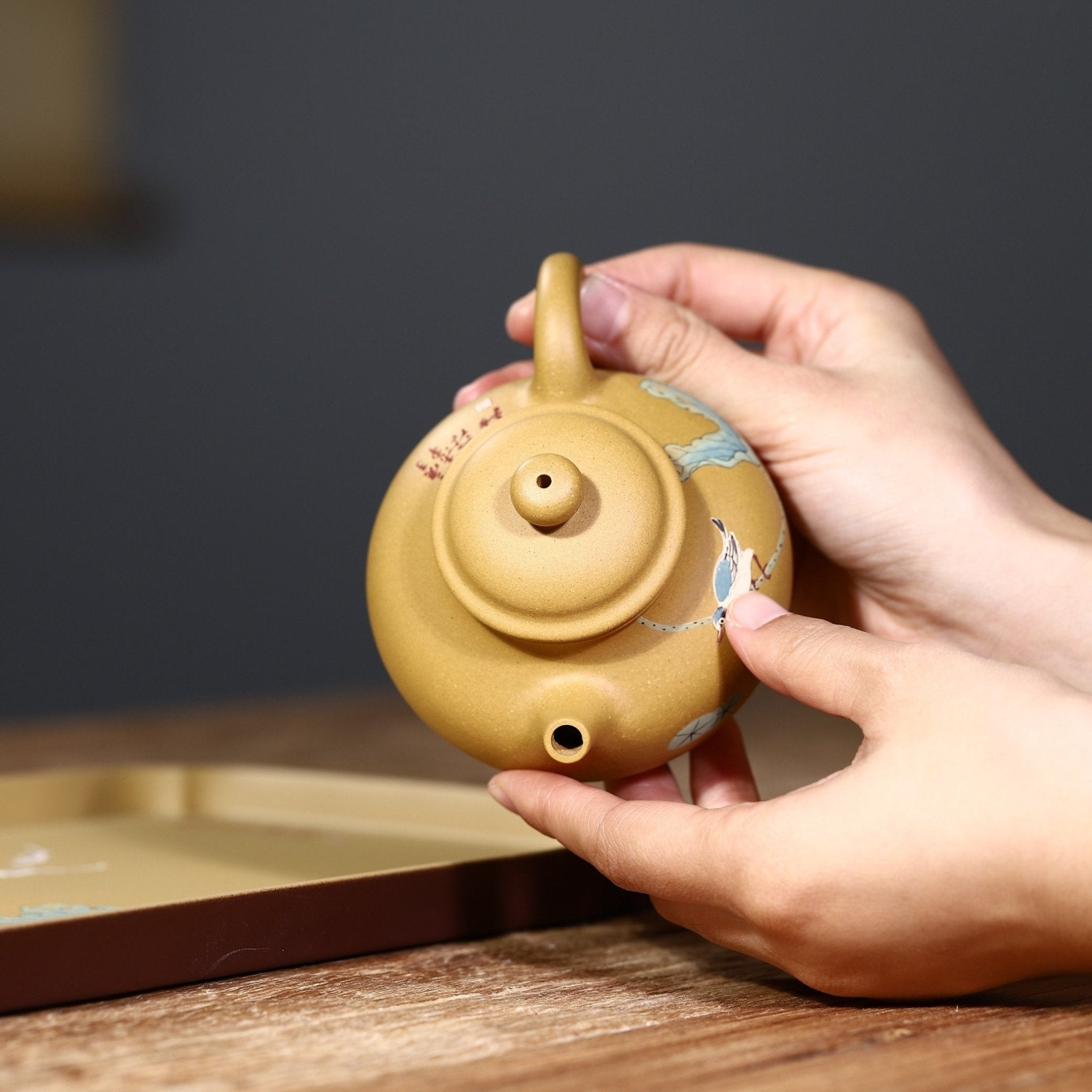 Xiang Lian yi Qing Tao Zu 170cc - Yixing Handmade Teapot - zycs_China