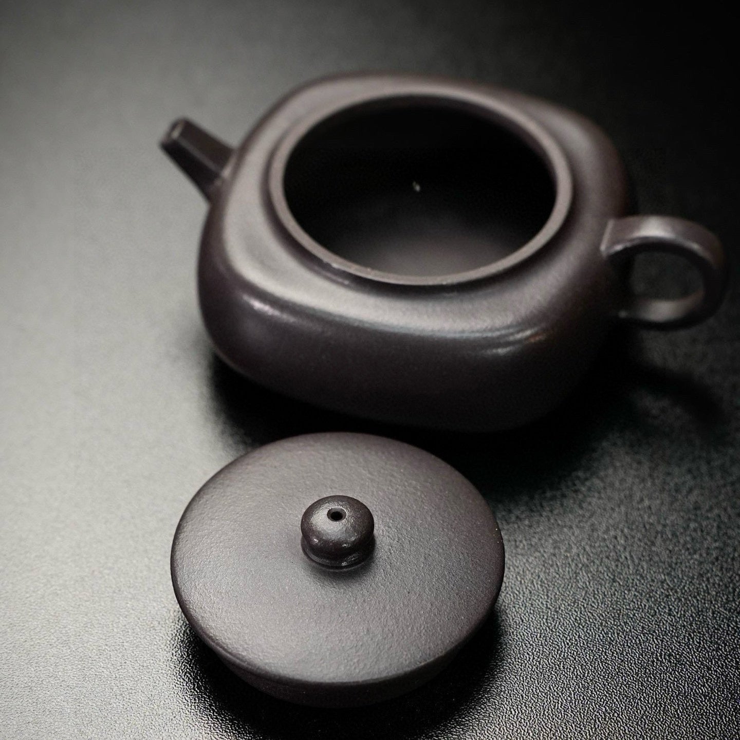 Xiang Ying 150cc - Yixing Handmade Teapot - zycs_China