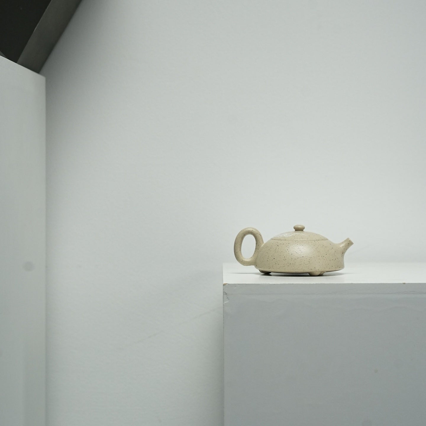 Xiang Yun Duan 100cc - Yixing Handmade Teapot - zycs_China