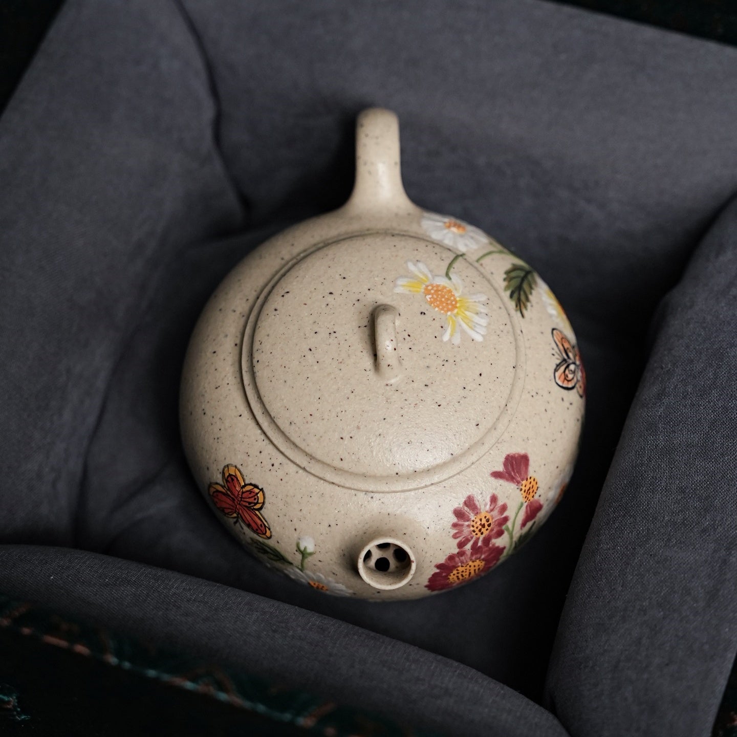 Xiao Fu Dai 100cc - Yixing Handmade Teapot - zycs_China