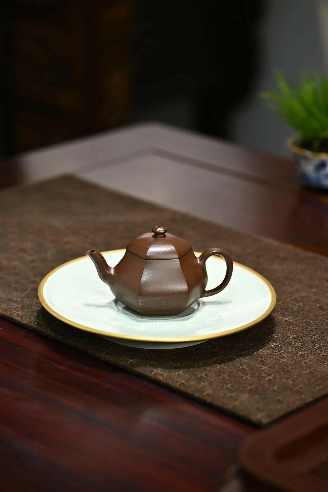 Xiao Li XIng 110cc - Yixing Handmade Teapot - zycs_China