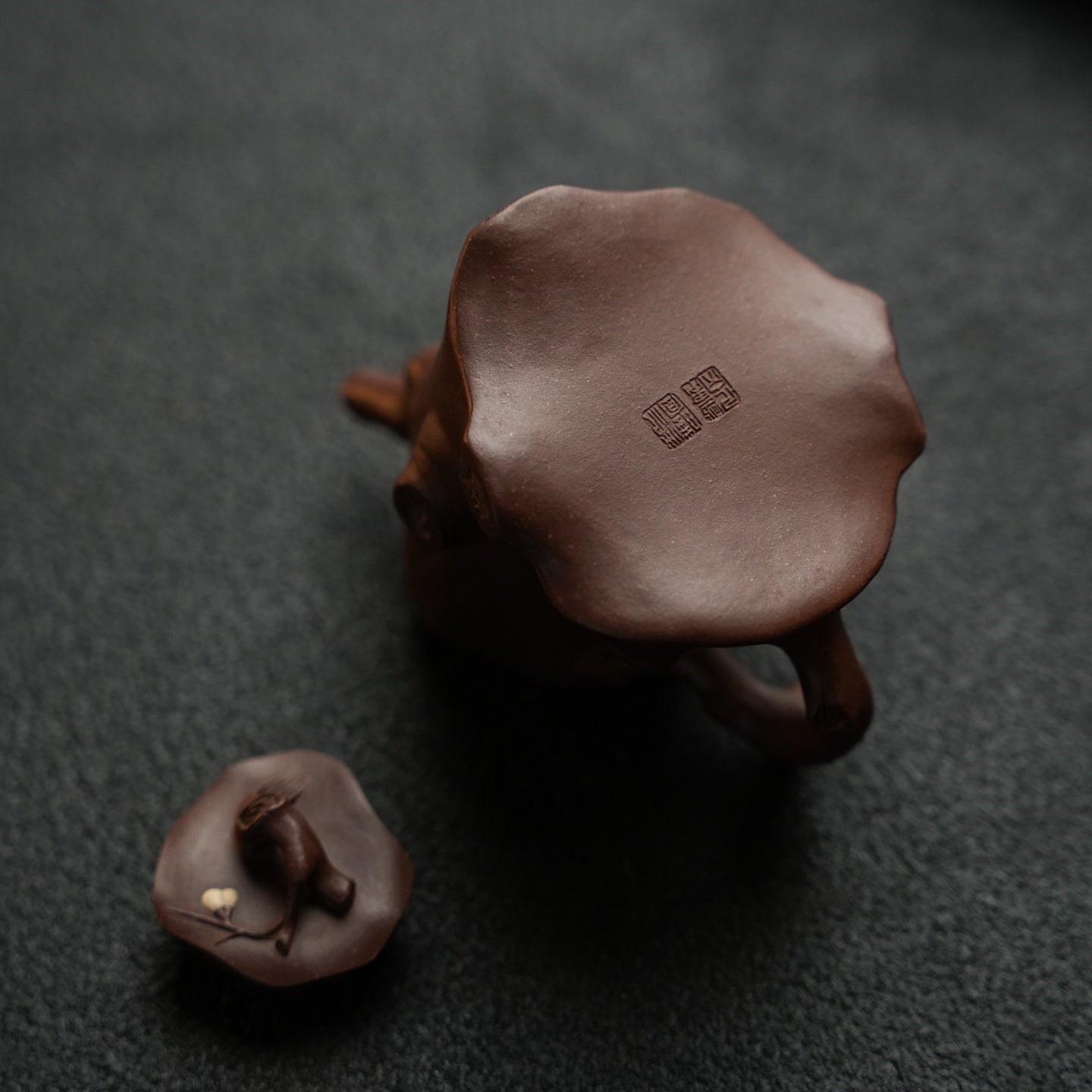 Xiao Mei Zhuang 150cc - Yixing Handmade Teapot - zycs_China