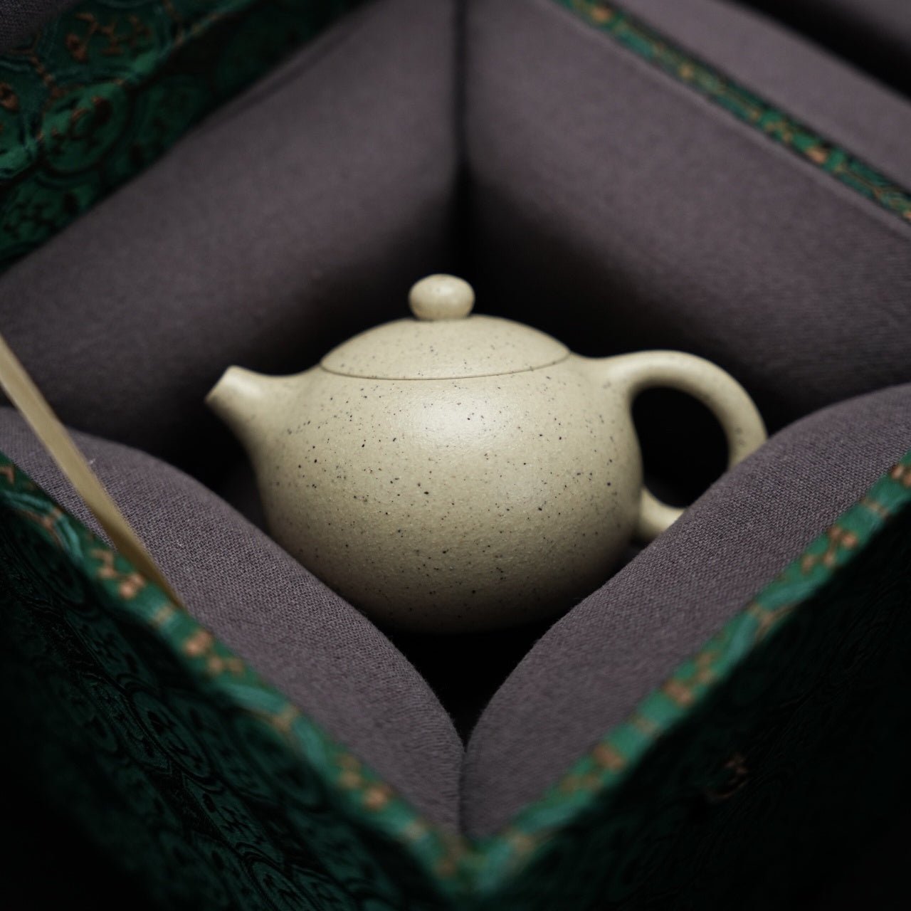 Xiao Xi Shi 80cc - Yixing Handmade Teapot - zycs_China