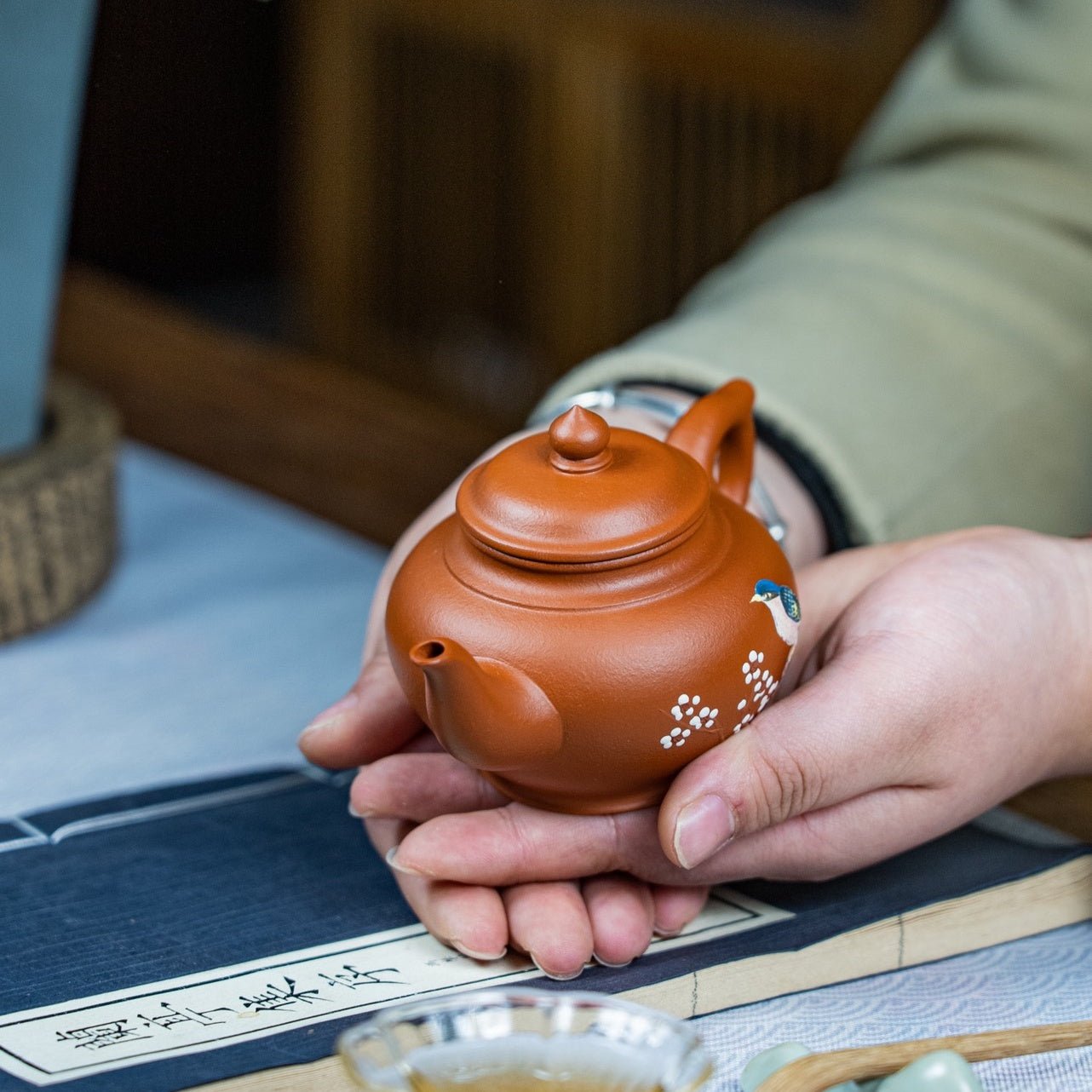 Xiao Ying 170cc - Yixing Handmade Teapot 江苏宜兴