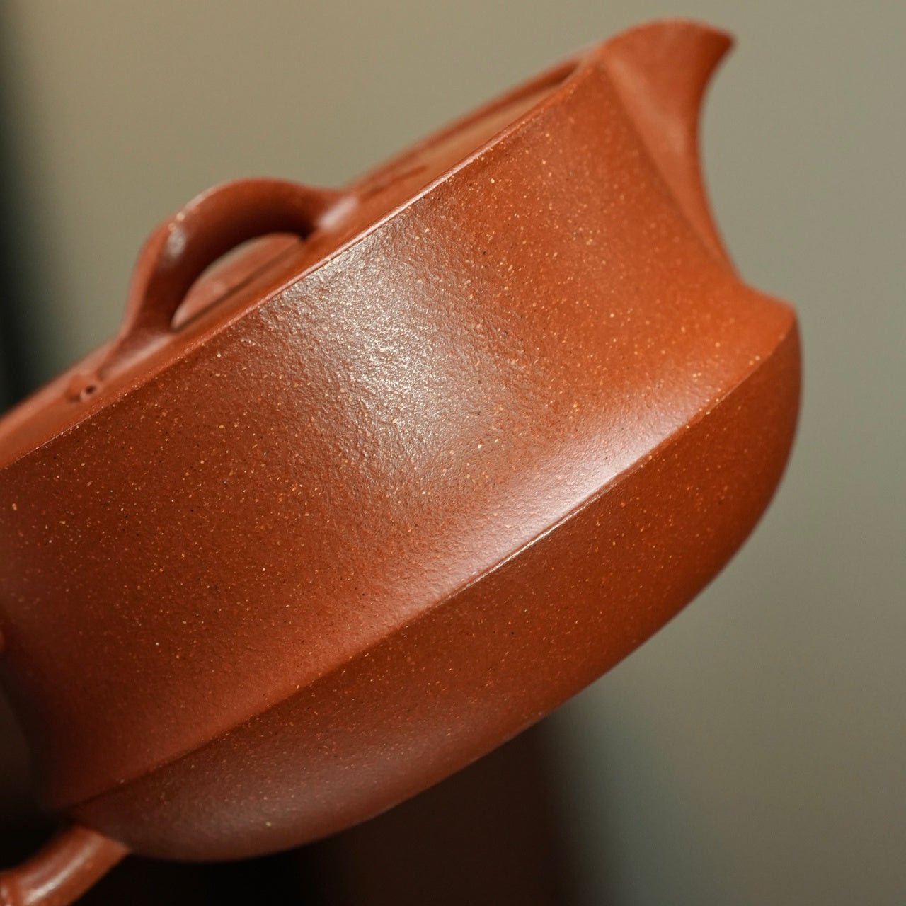 Xin Zhu Han Wa 200cc - Yixing Handmade Teapot 江苏宜兴