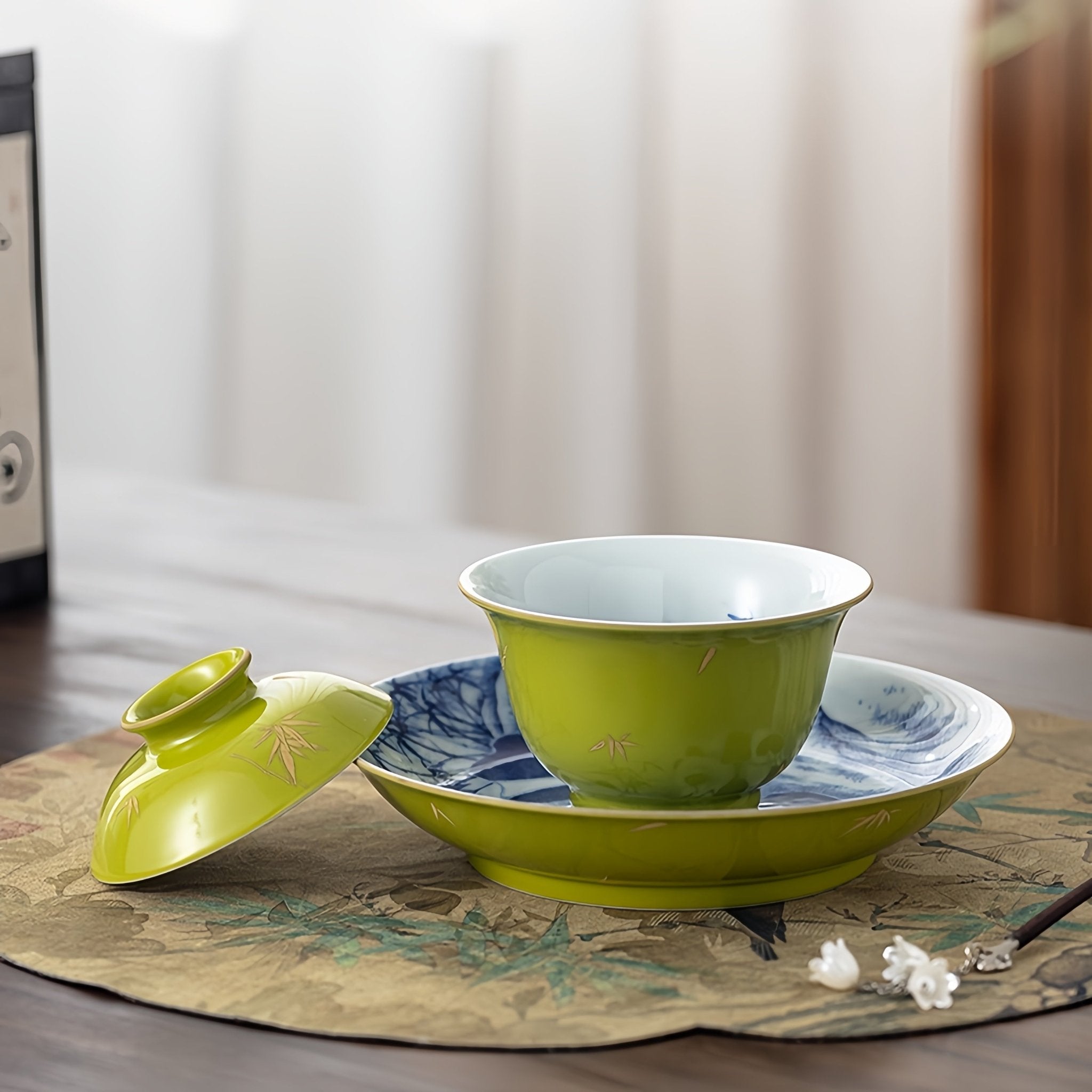Xiong Mao 150cc - Jing De Zhen Porcelain Gaiwan - zycs_China