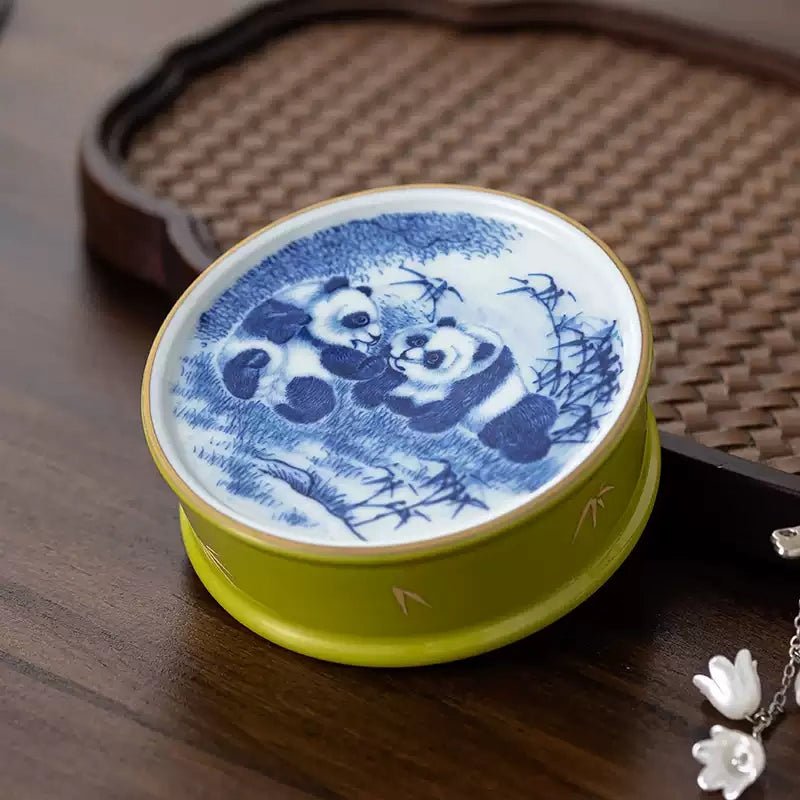 Xiong Mao 150cc - Jing De Zhen Porcelain Gaiwan - zycs_China