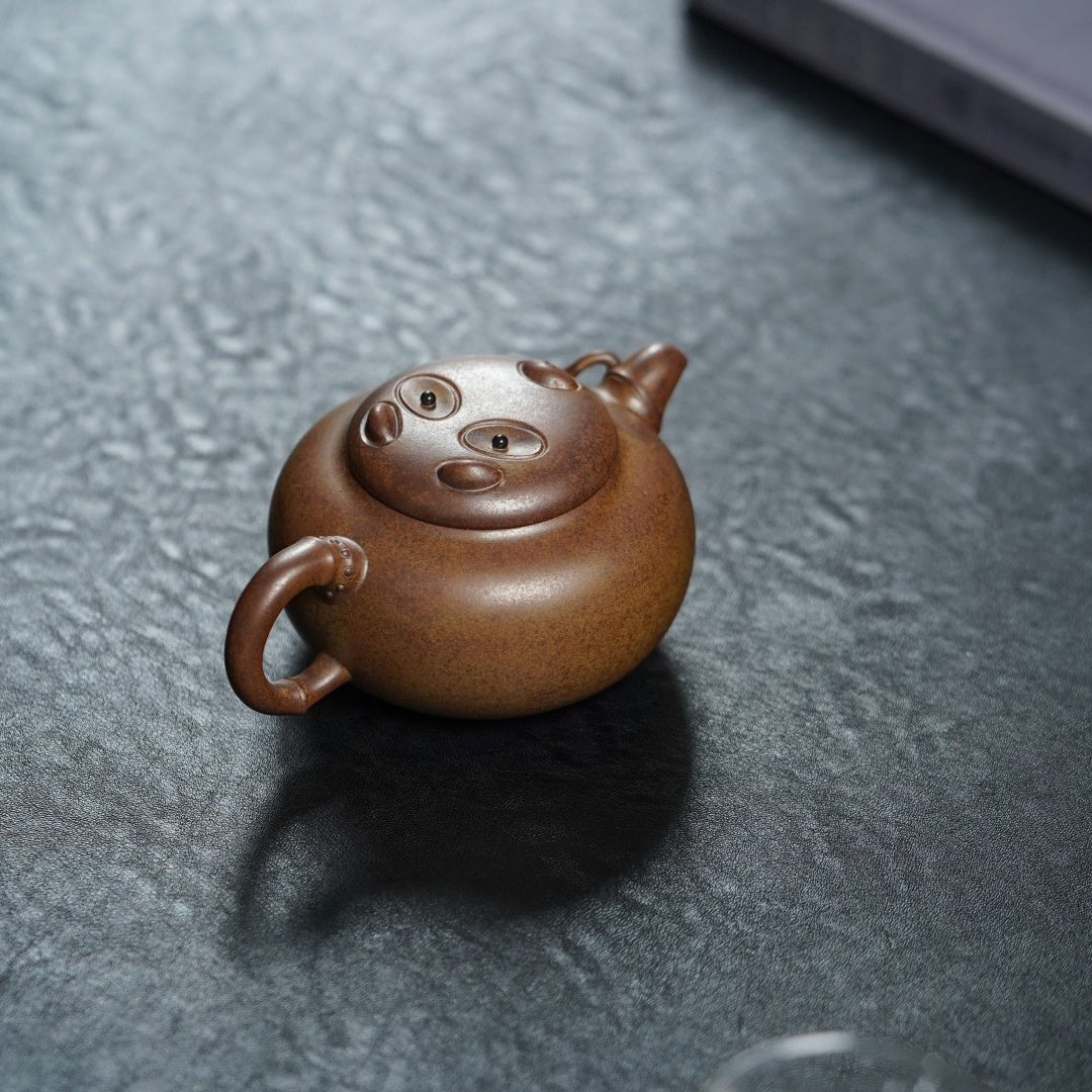 Xiong Mao 180cc - Yixing Handmade Teapot - zycs_China