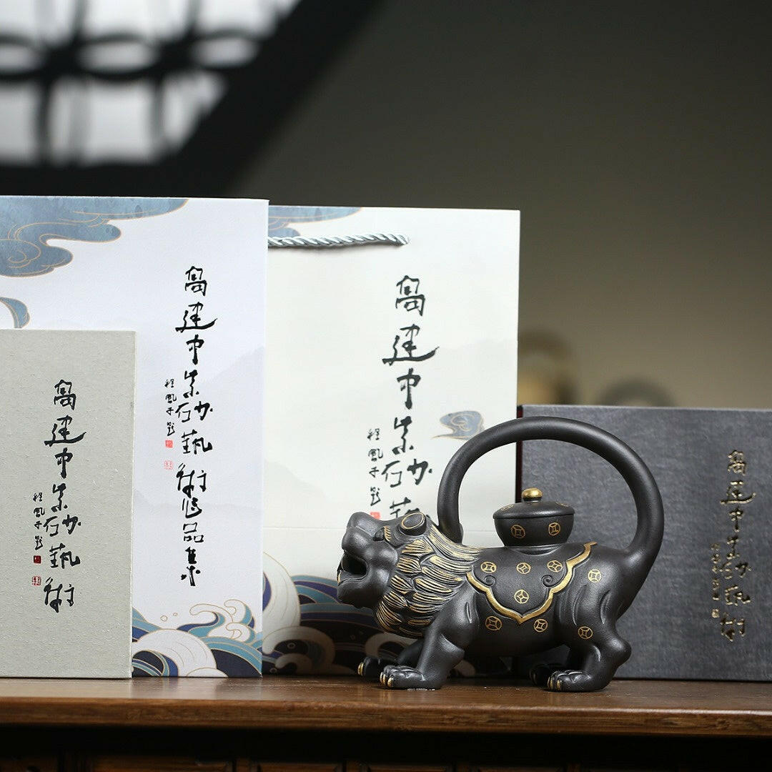 Xiong Shi Ti Liang 330cc - Yixing Handmade Teapot - zycs_China