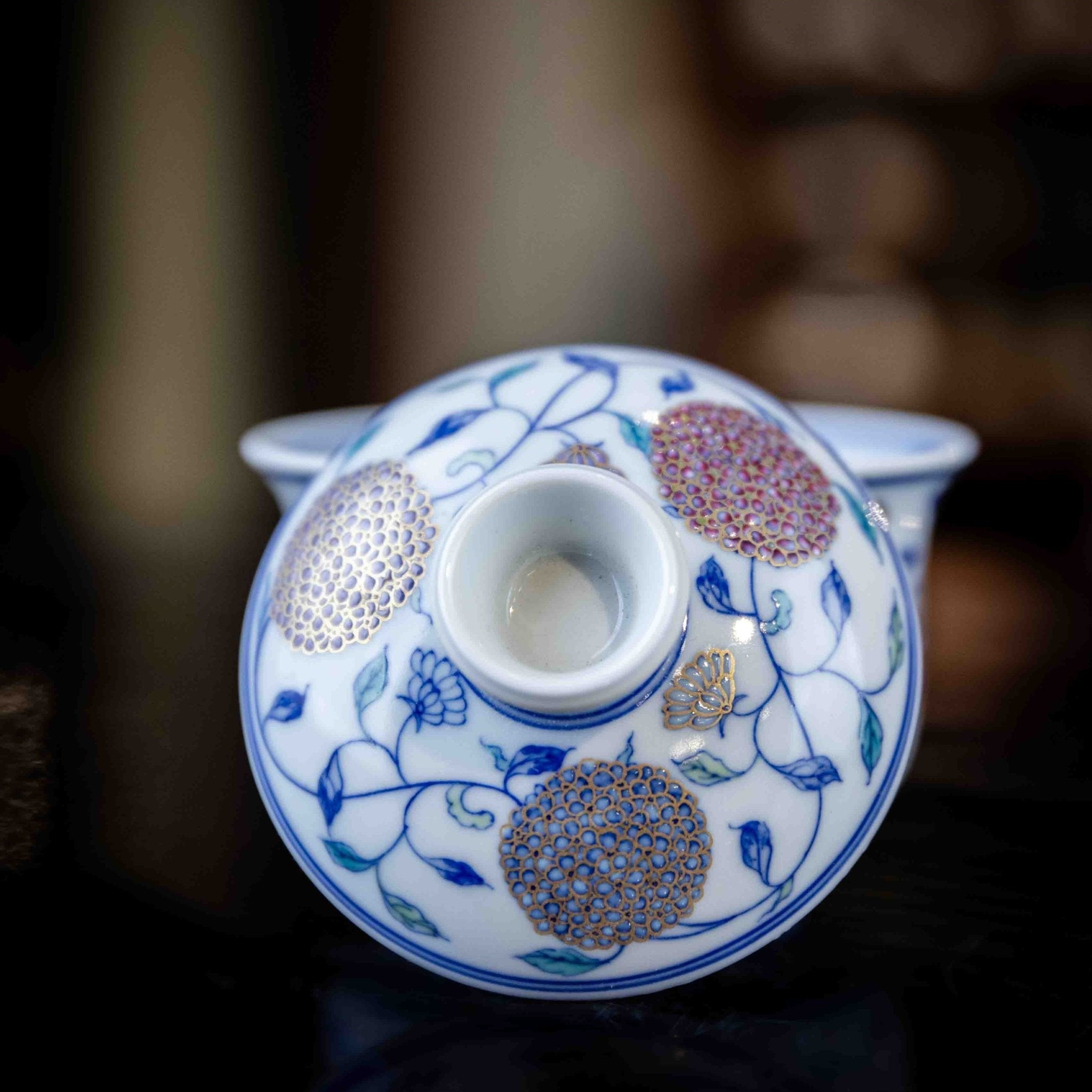 Xiu Qiu Hua 170cc - Jing De Zhen Porcelain Gaiwan - zycs_China