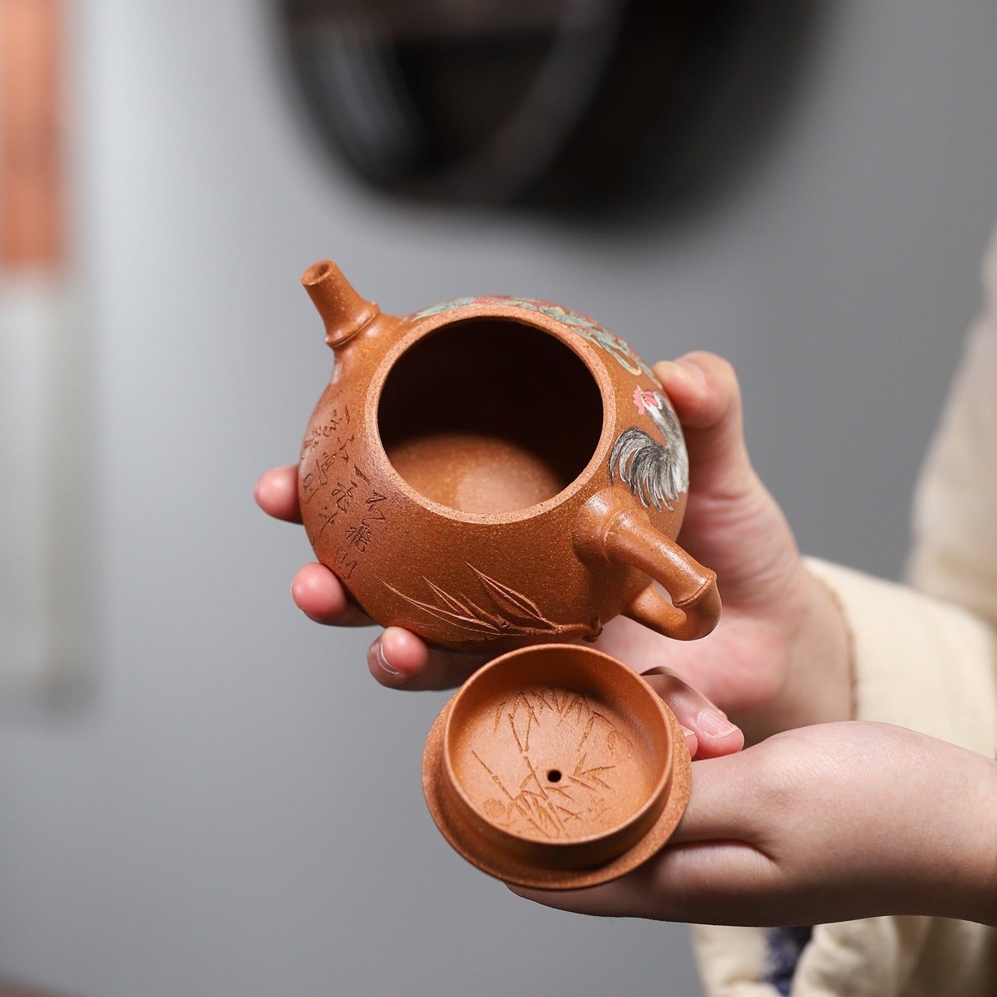 Yi Ming Jing Ren 190cc - Yixing Handmade Teapot 江苏宜兴