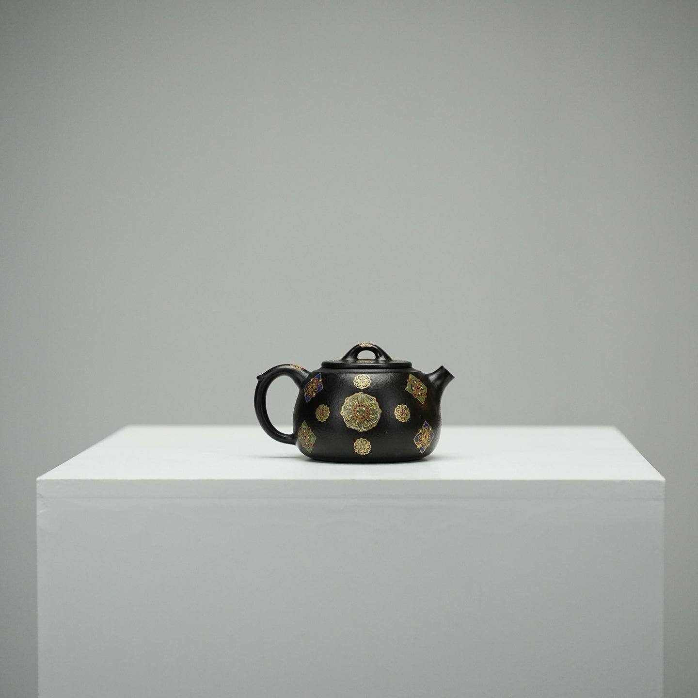 Yin Quan 140cc - Yixing Handmade Teapot - zycs_China