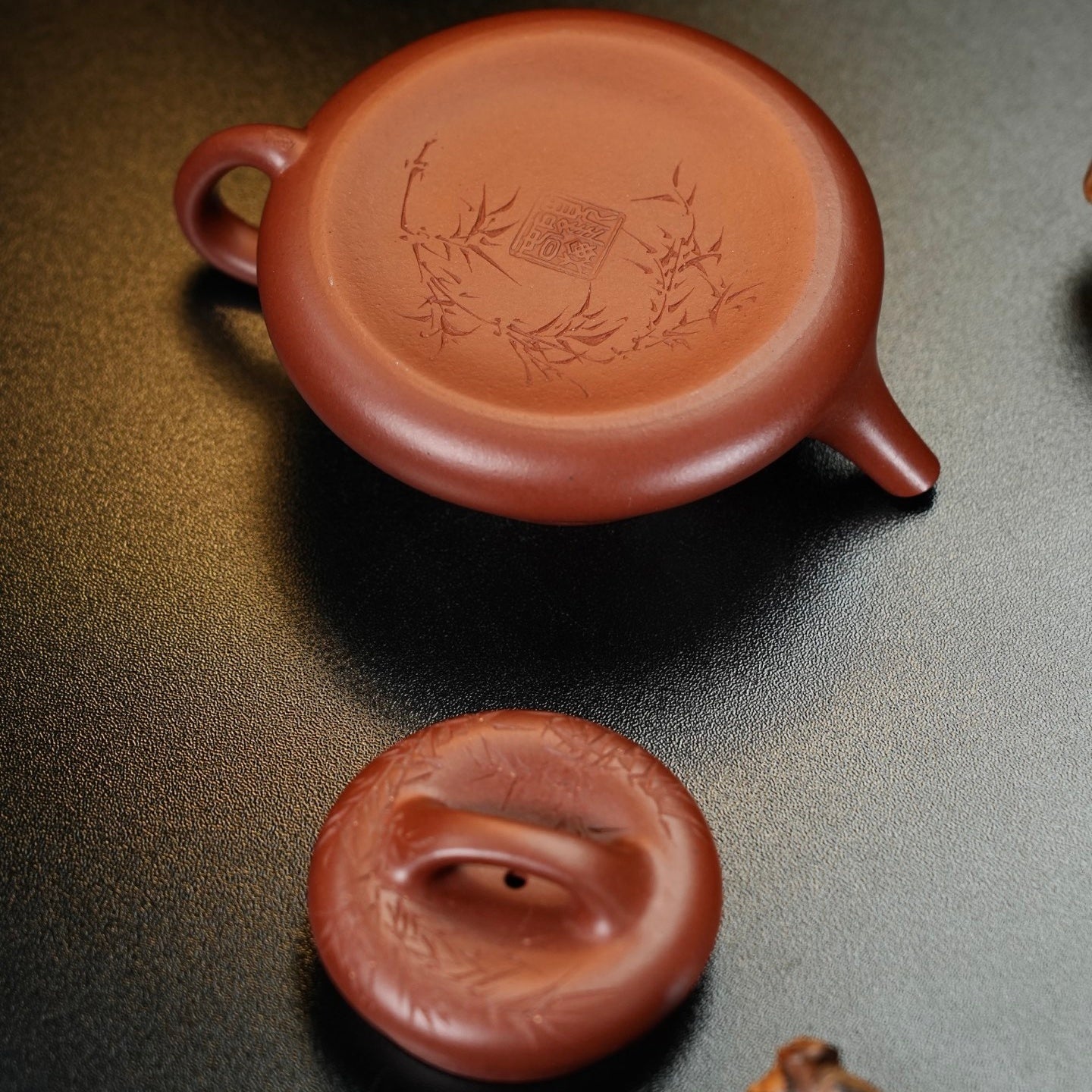 Ying Piao 160cc - Yixing Handmade Teapot 江苏宜兴